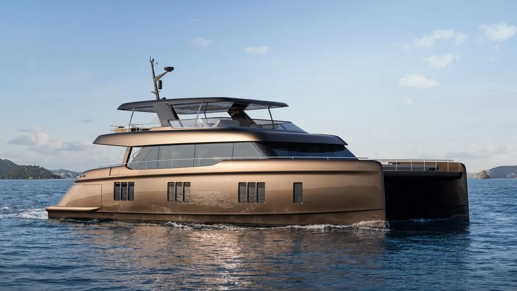 Profile of the 80 Sunreef Power