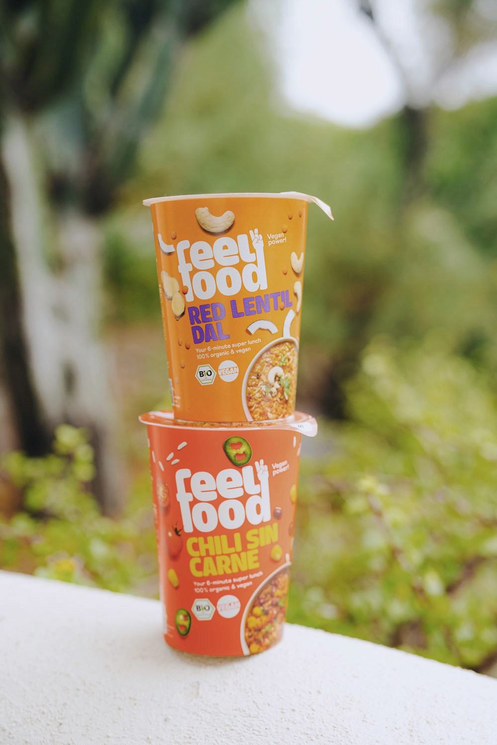 2 Packungen feelfood gestapelt