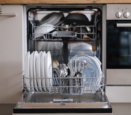 hero image of a range machine fixing a range oven appliance