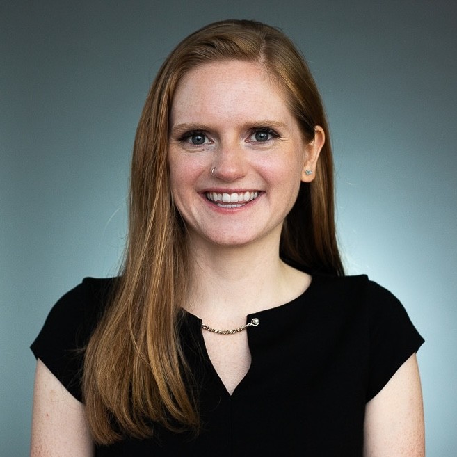 Lauren Cross headshot