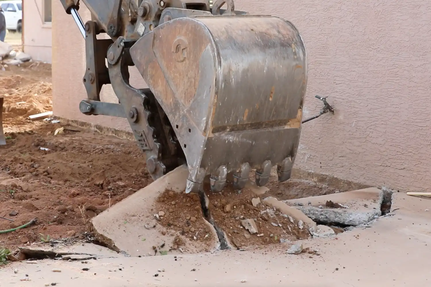 Demolition work photo 1