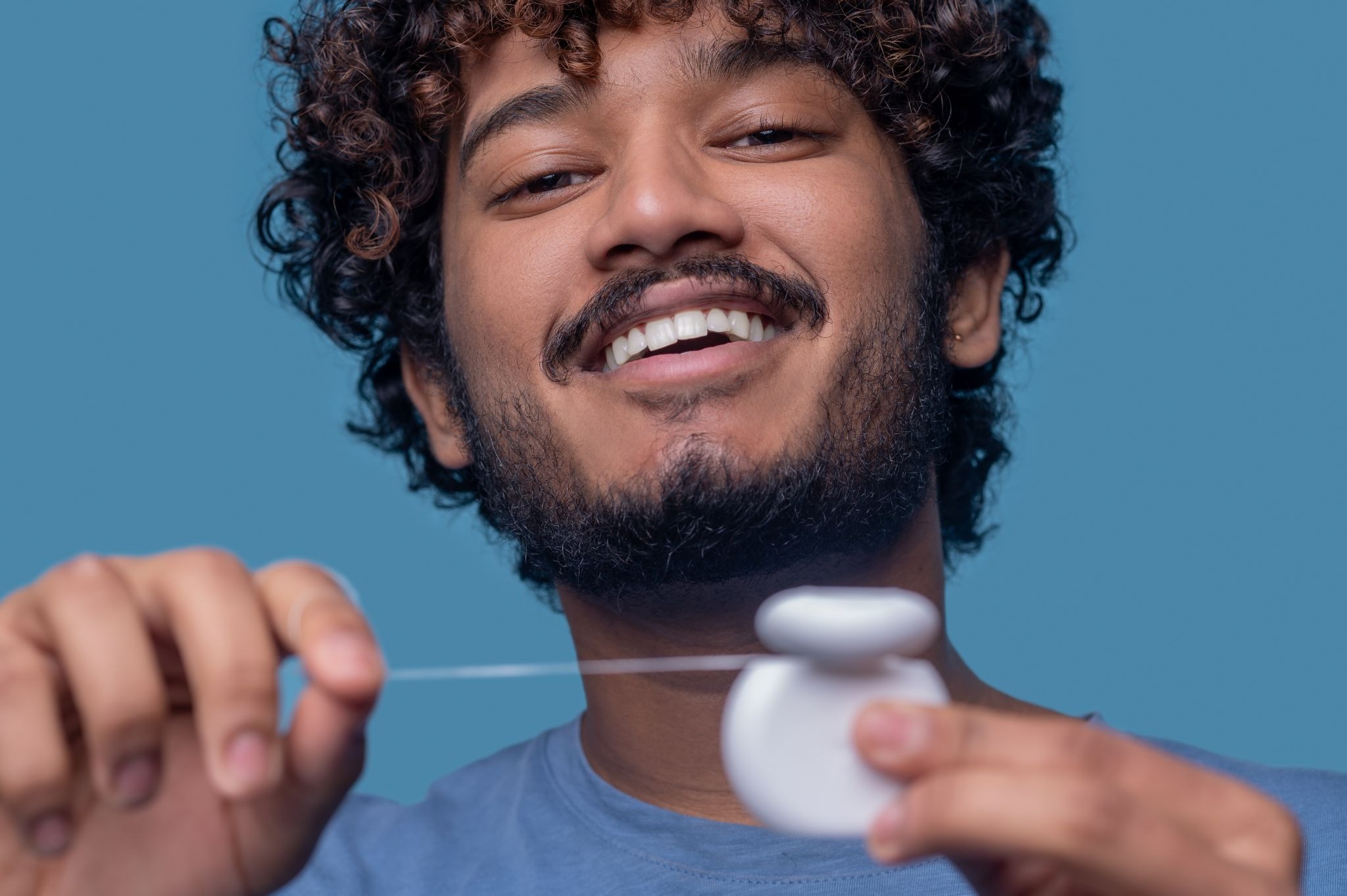 How to Floss Your Teeth with Braces