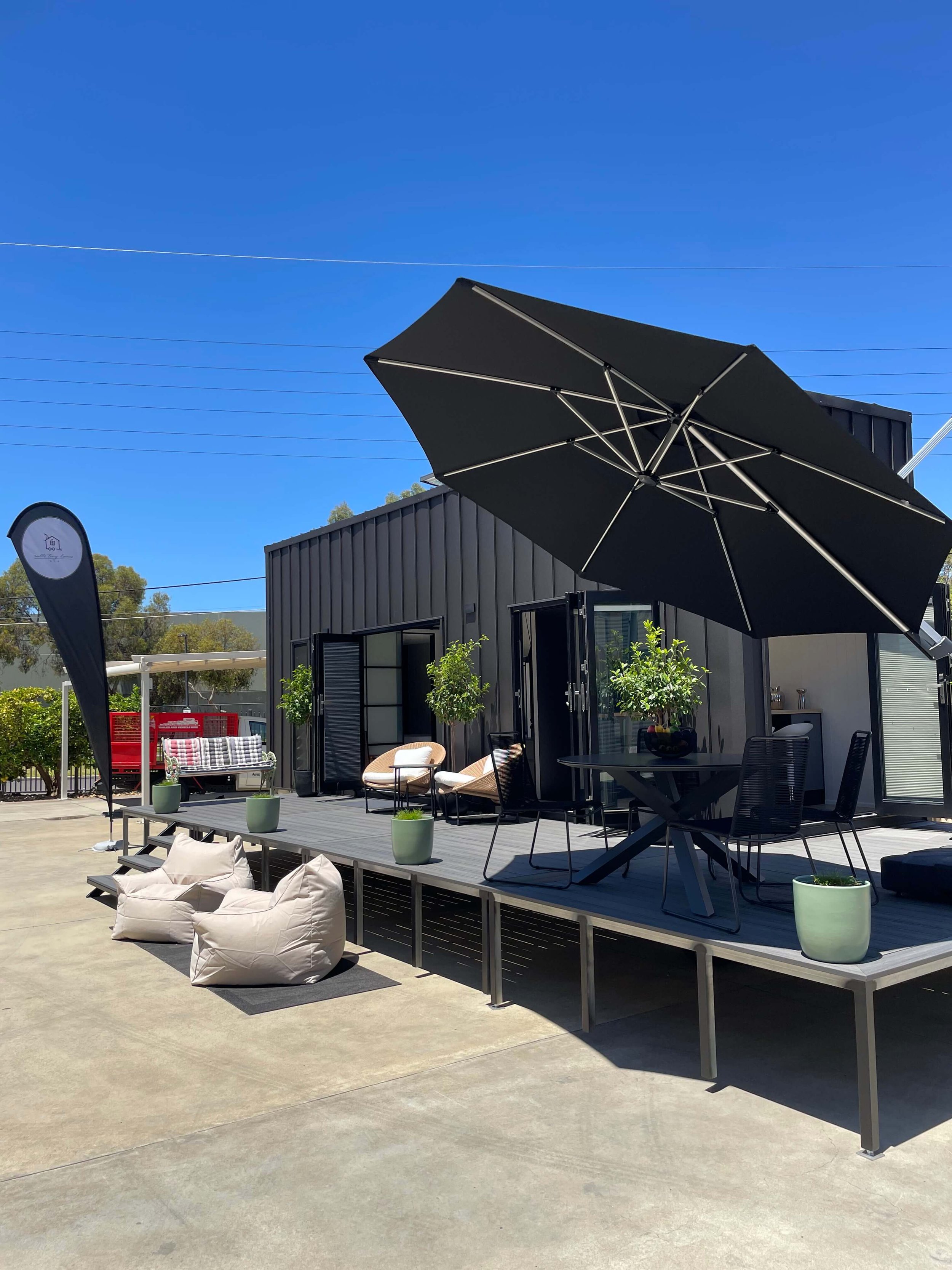 Petite Maison Black Edition by Rolls Tiny Homes