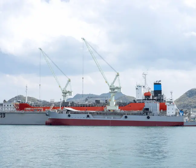 Image représentant le secteur maritime pour vanne industrielle