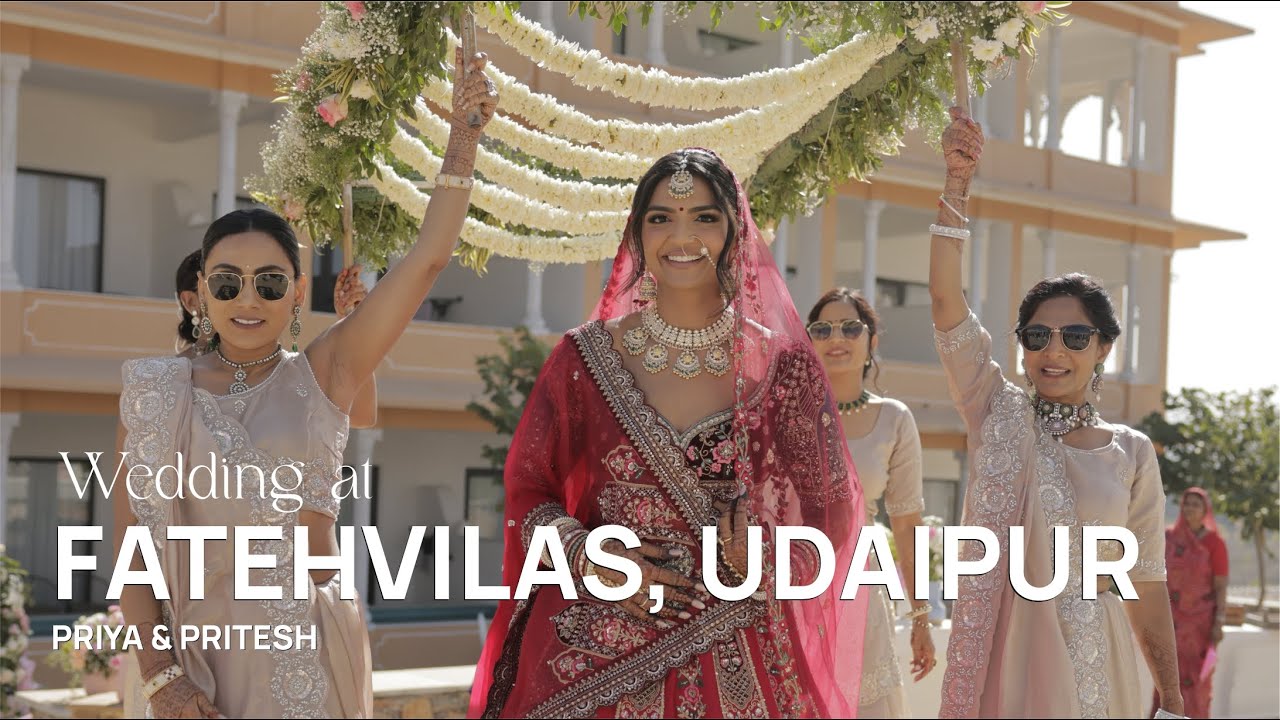 Bold floral decor at Priya and Pritesh's Fatehvilas Udaipur wedding