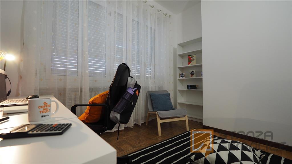15 sqm room in Corso Luigi Einaudi, Torino