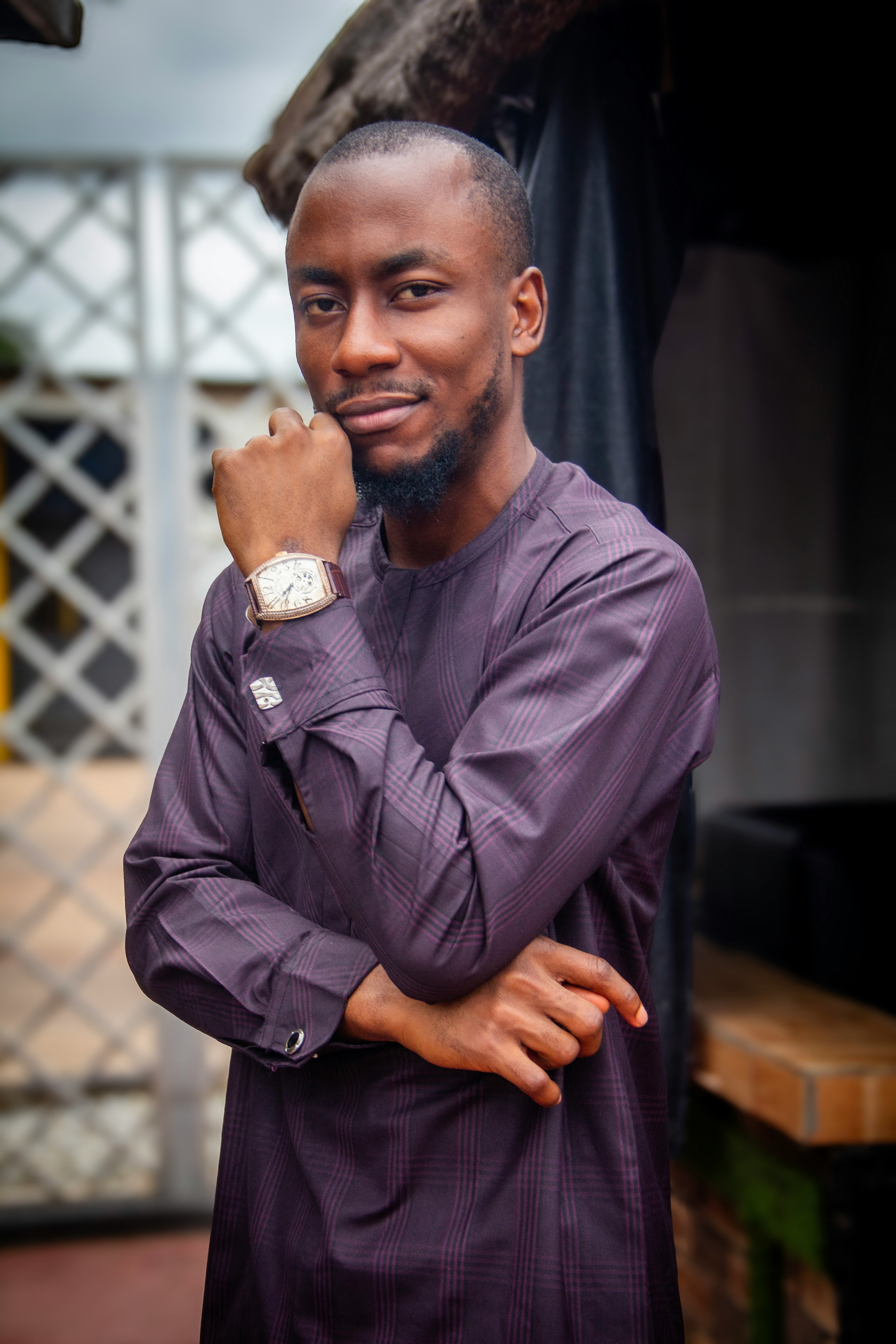 image of man working with a group of people