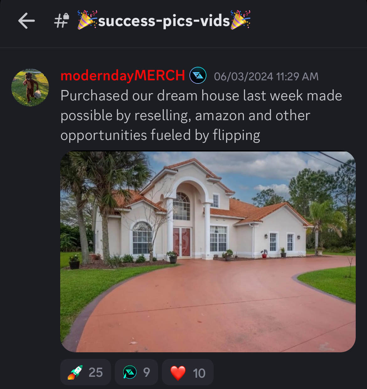 This a review that @moderndayMerch left for FlipFlip on their discord server