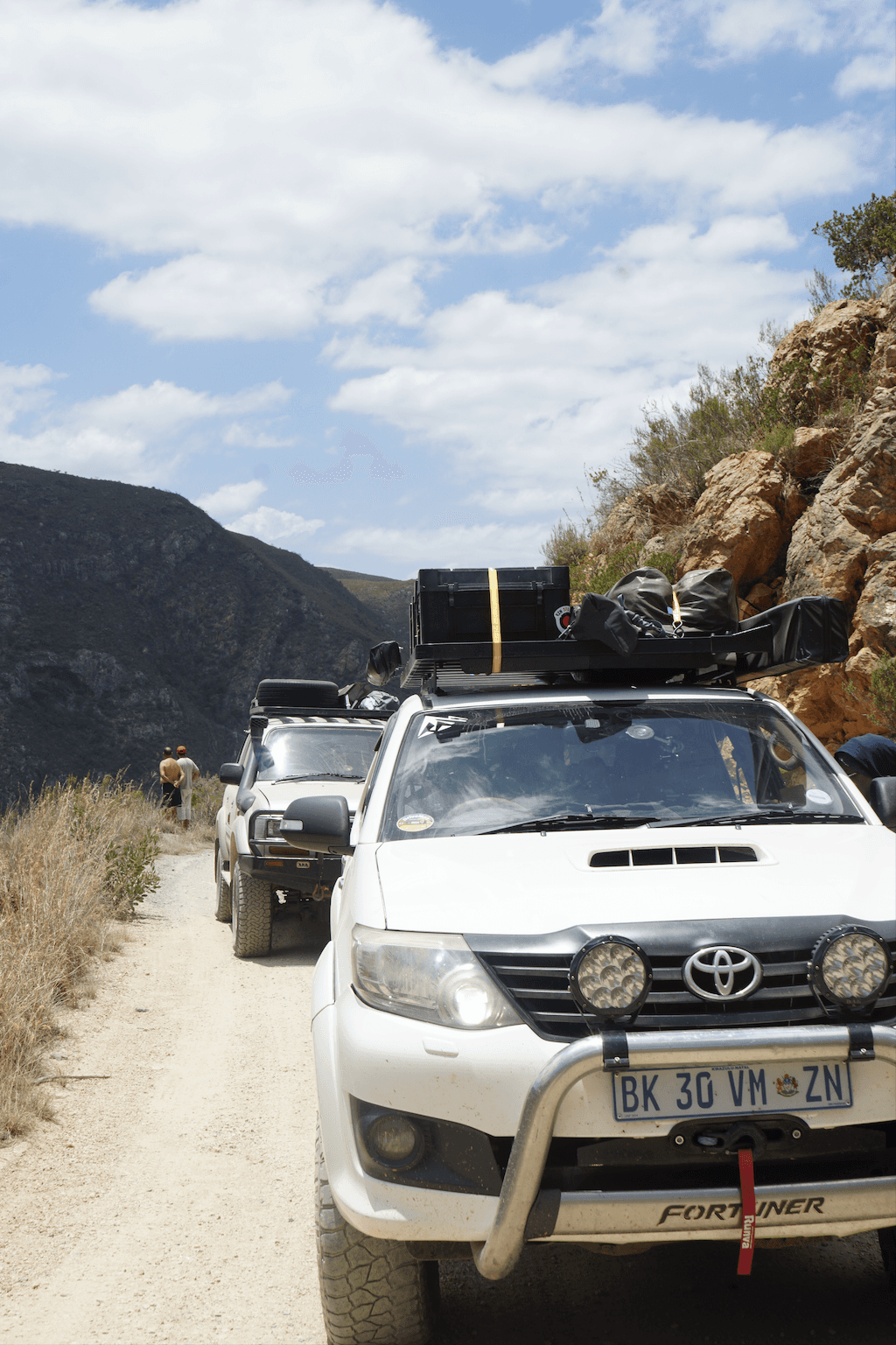 Raider fleet with Fortuner on Sani