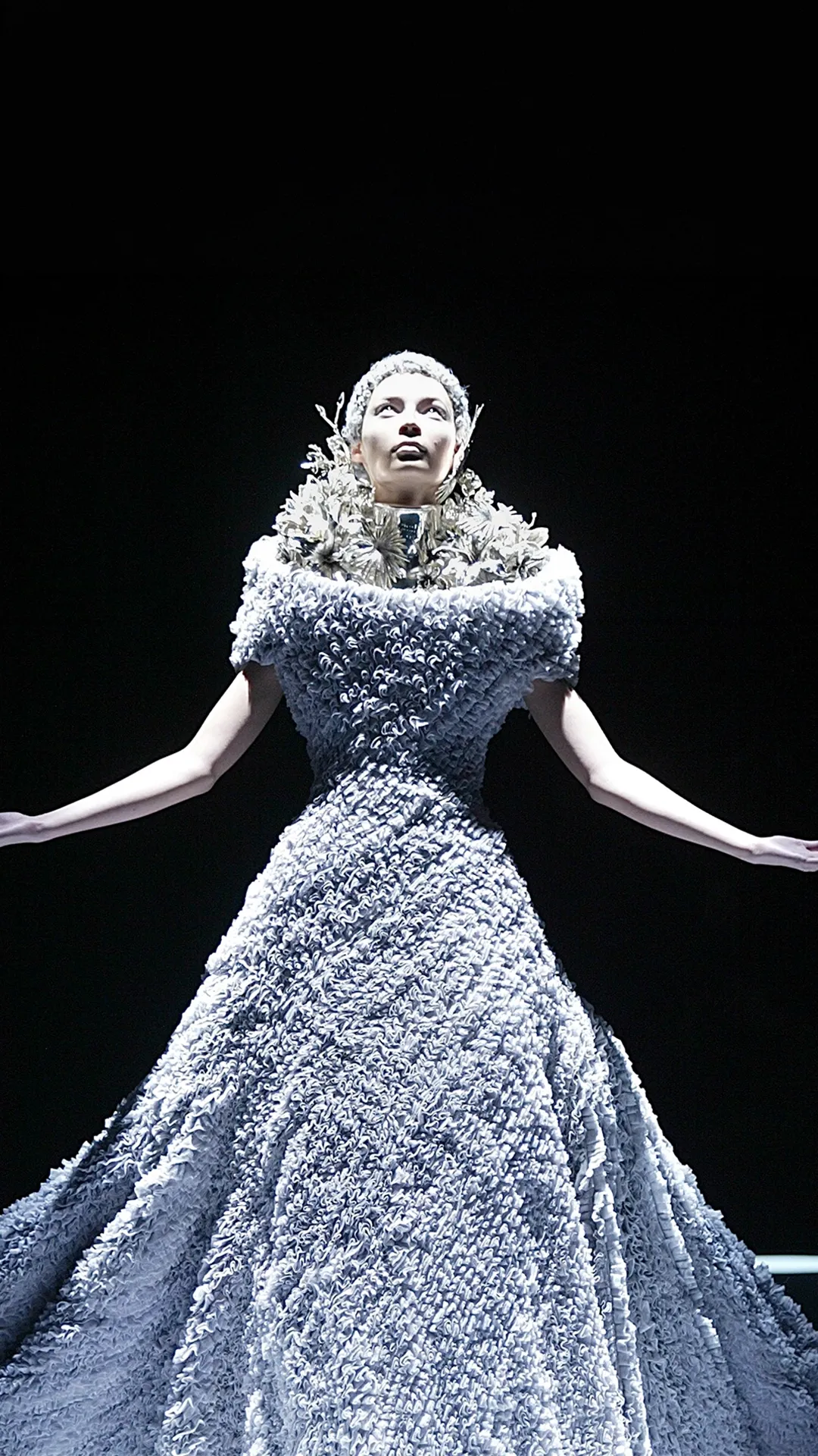 Orchid Shoulder Piece — Pantheon Ad Lucem, Alexander McQueen AW 2004