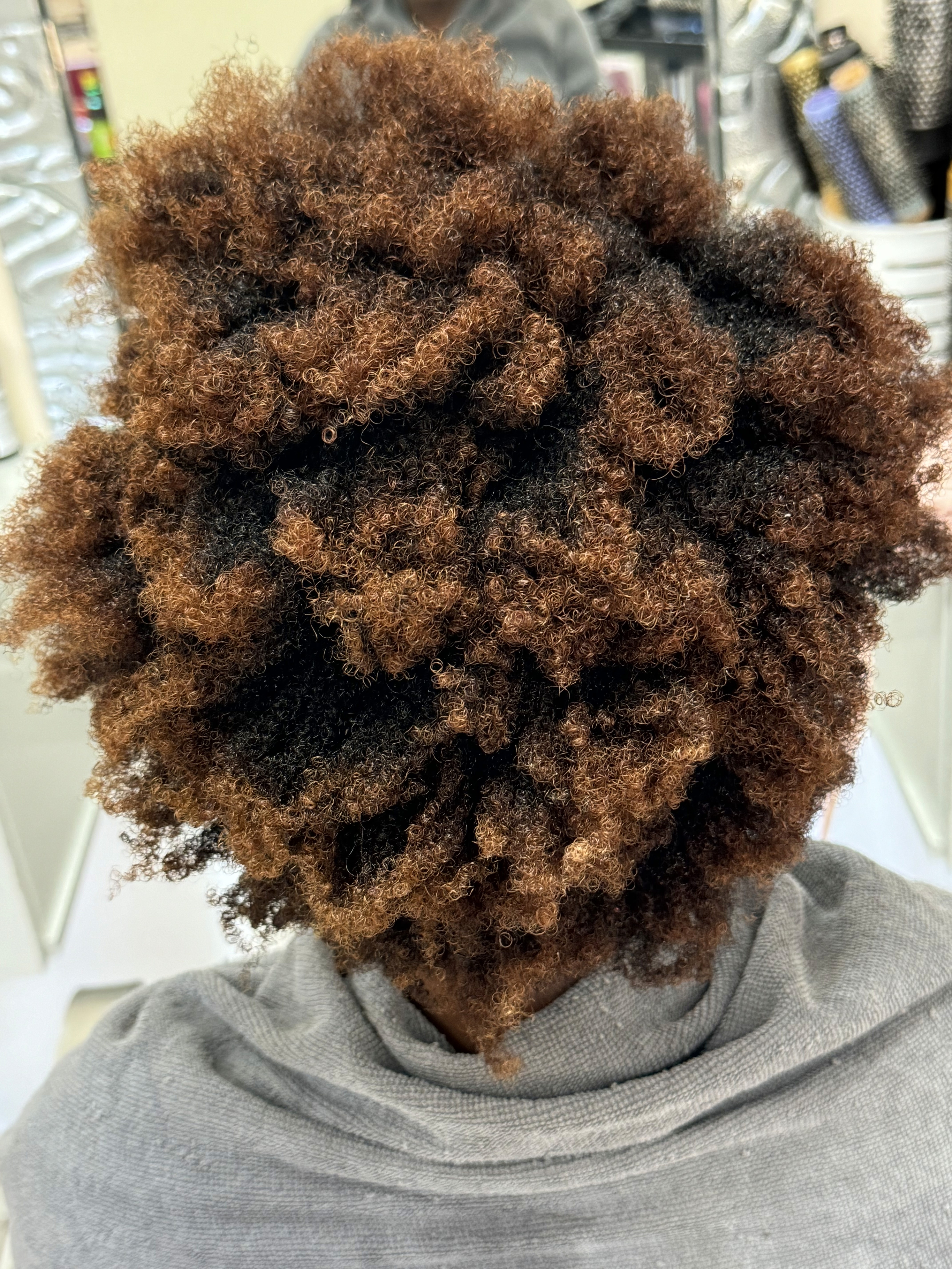 Portrait coiffure blonde