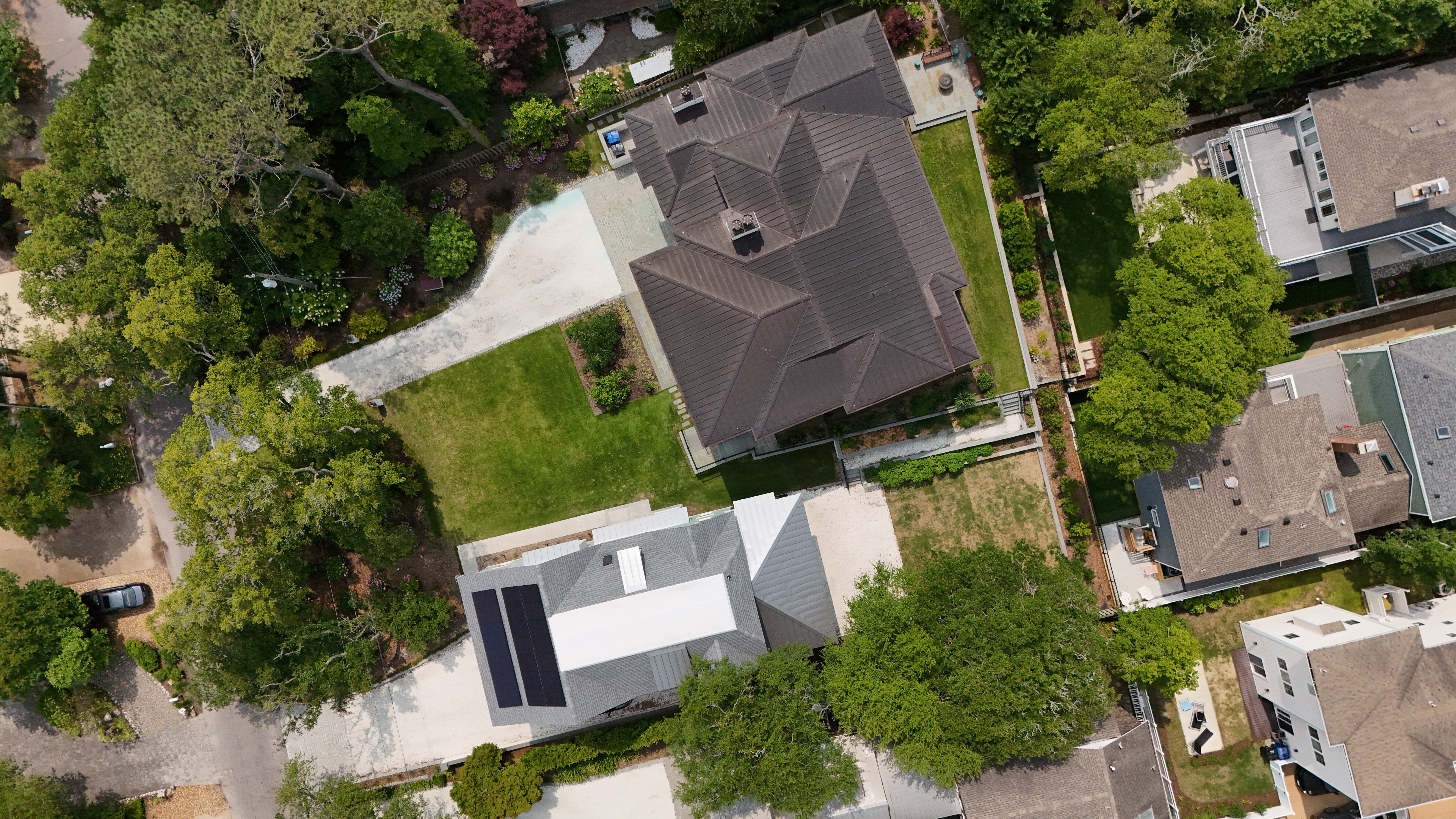 Serene Urban Retreat