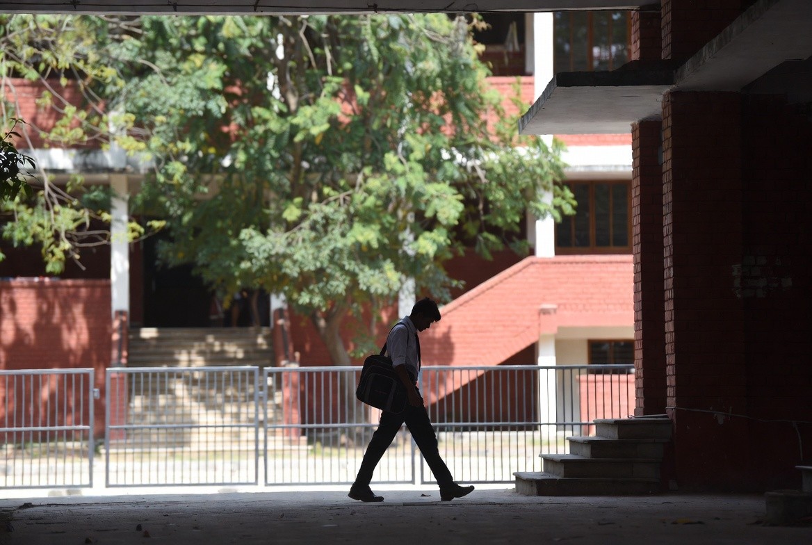 Avoid Financial Dropouts: Pay Fees in EMIs with FeeMonk