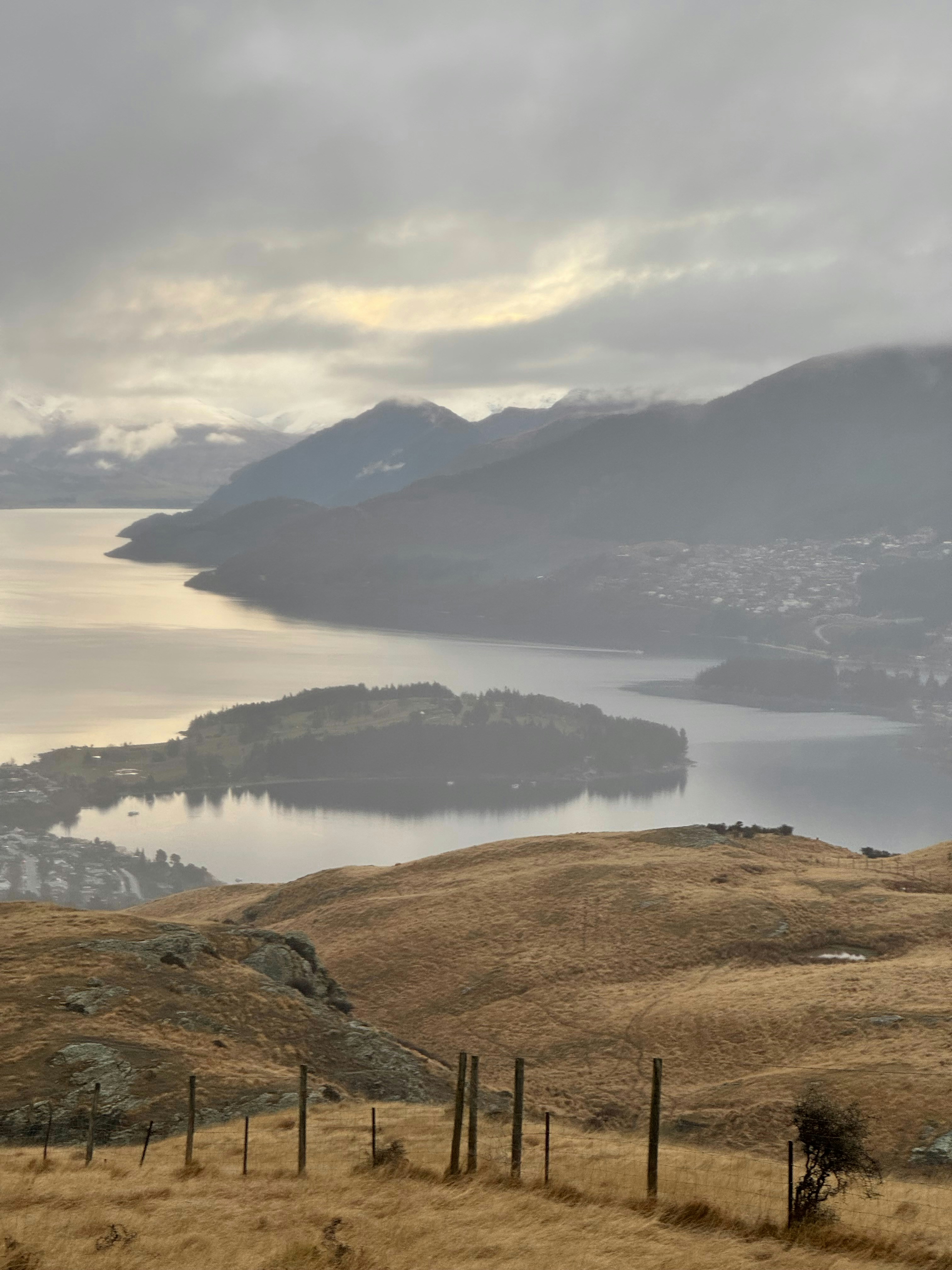 Lake Wakatipu and surrounding mountains viewed from Deer Park Heights above Queenstown.