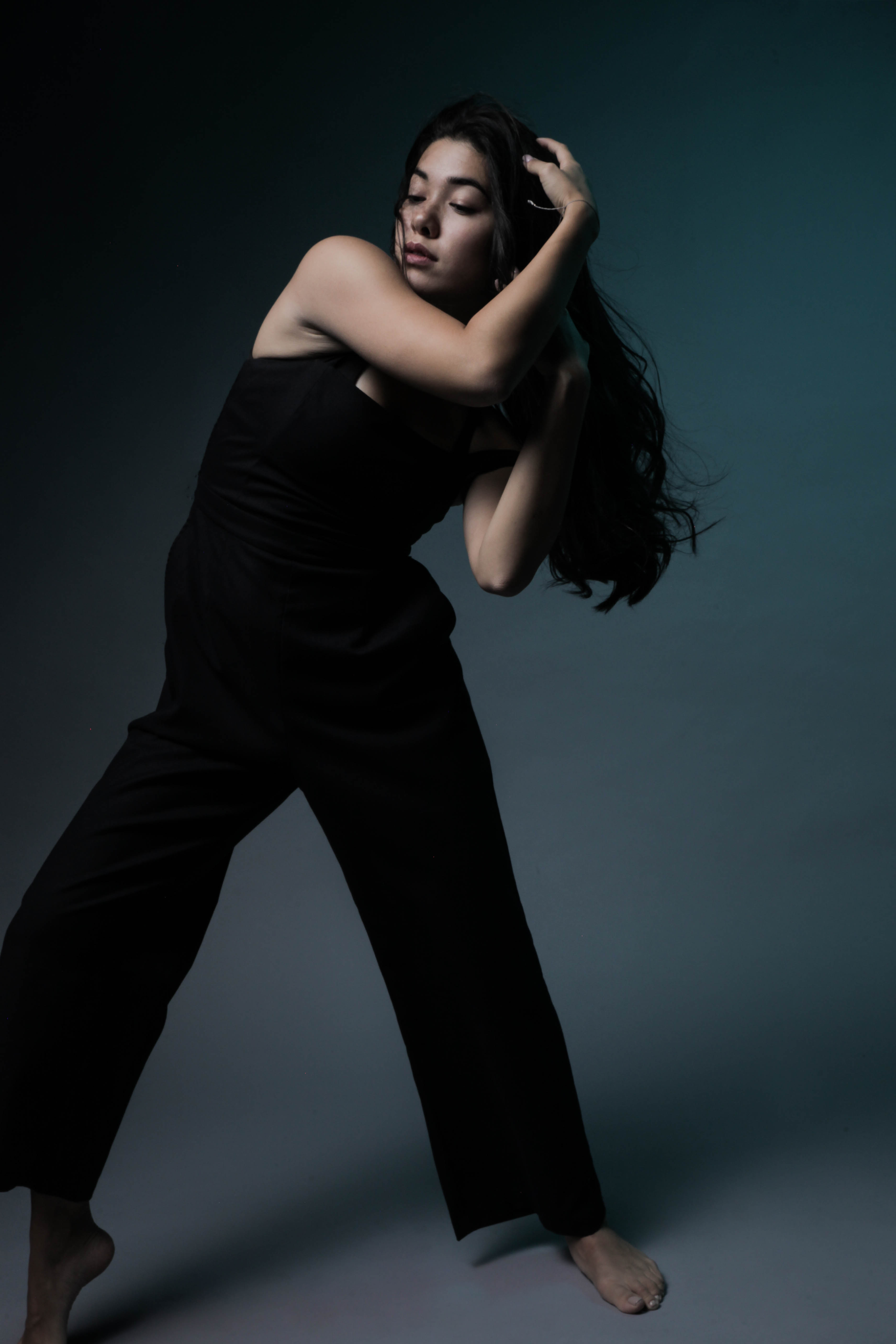 Tablet in hand where the wireframe is displayed