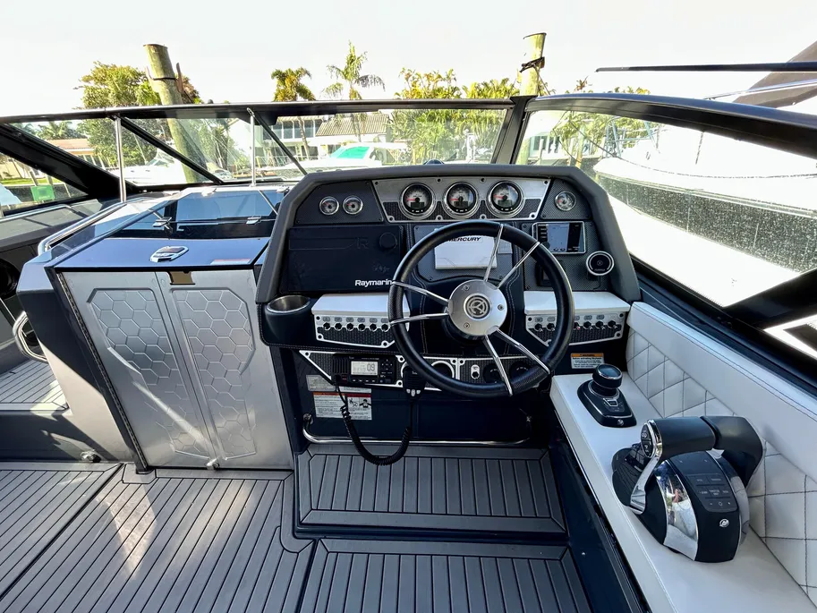 Boat thumbnail 31