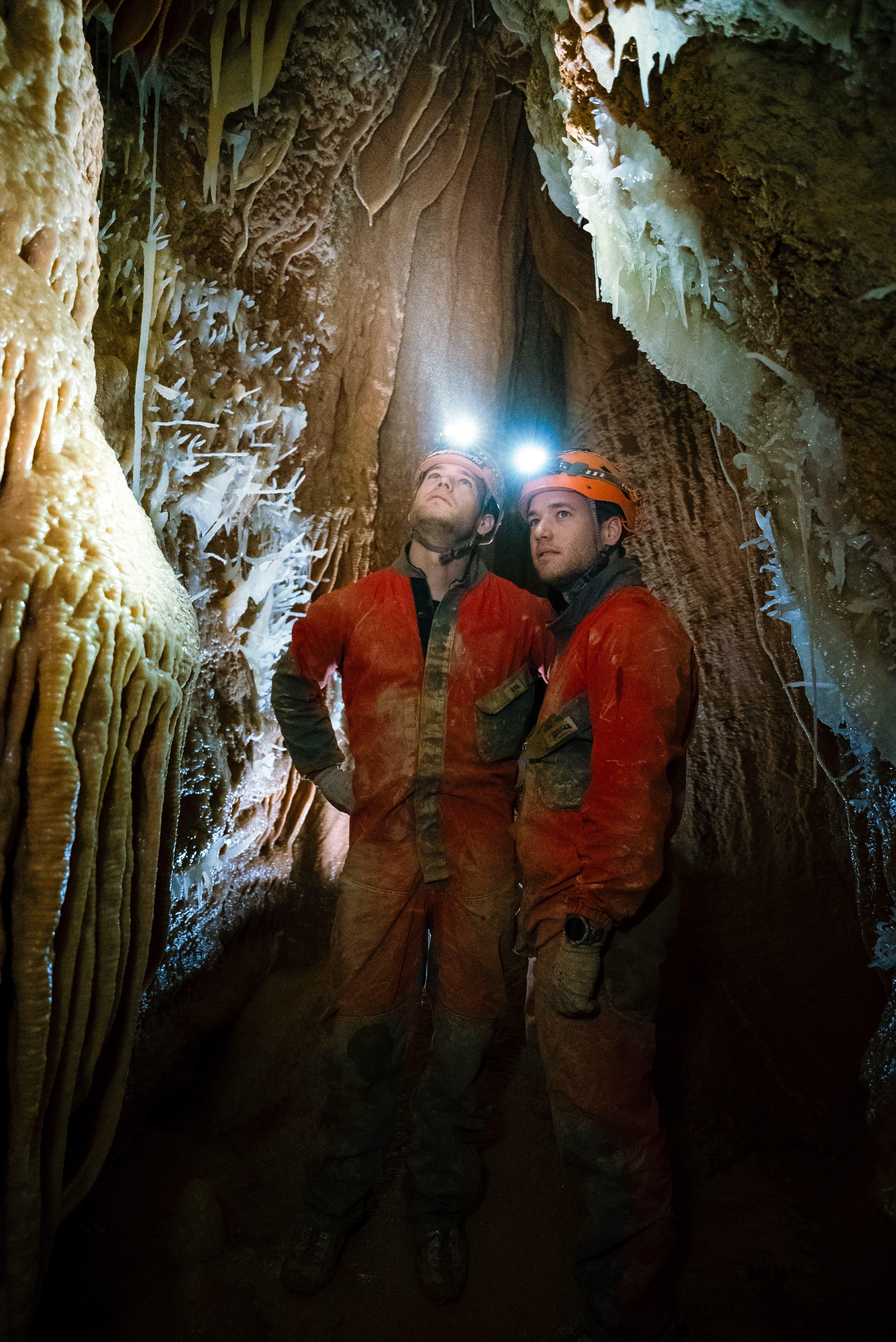 bessons Oury espeleologia