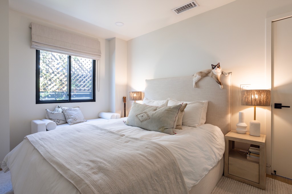 Image of modern living room