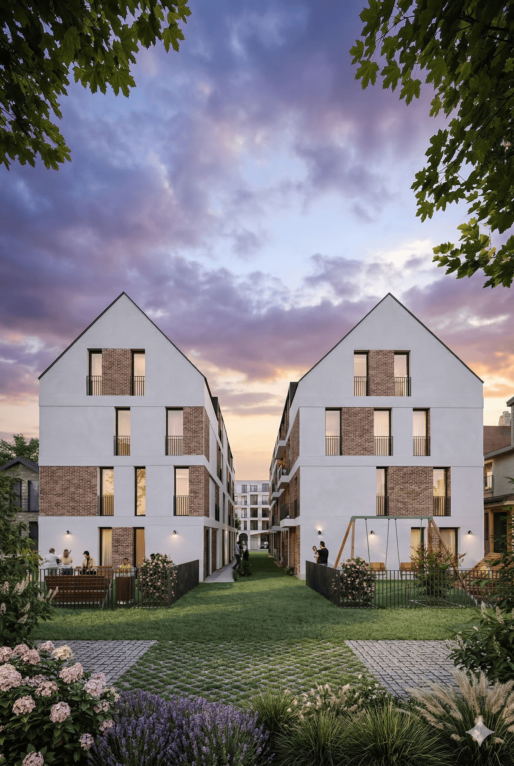 Moderne Architektur des Neubauprojekts Bahnhofstraße 31 in Remshalden-Grunbach. Hochwertige Fassade mit weißem Putz und Klinkersteinenin der Ansicht aus dem Garten heraus bei Dämmerung an einem Gewitter-Tag im Sommer.