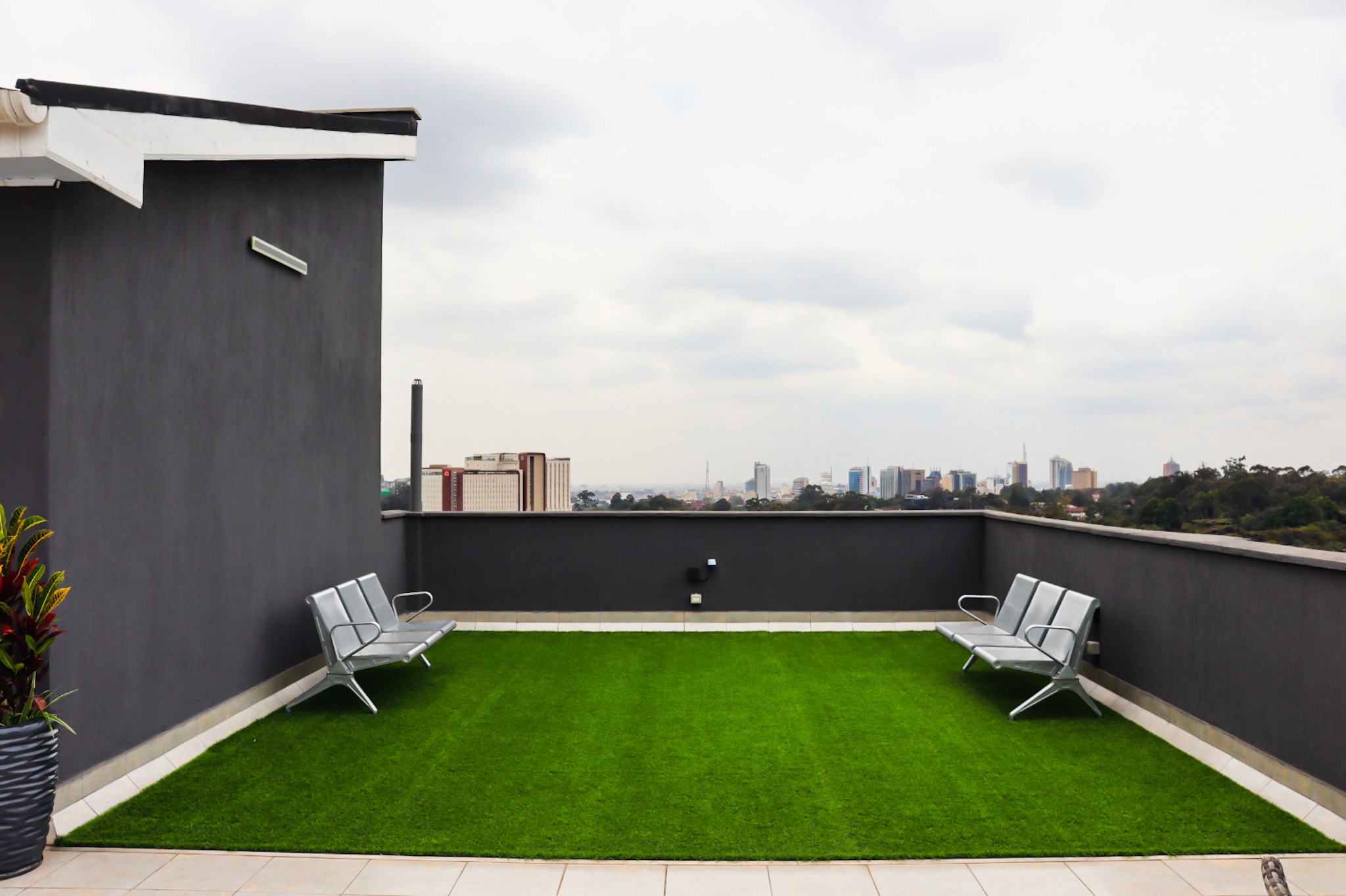 Outdoor rooftop area