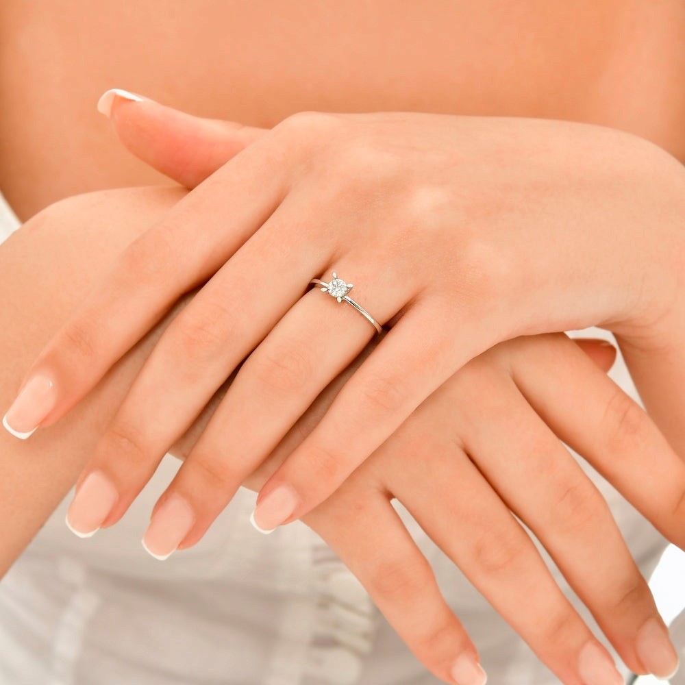 Assos 0.21 Karat Pırlanta Buket Yüzük Beyaz Altın S155080