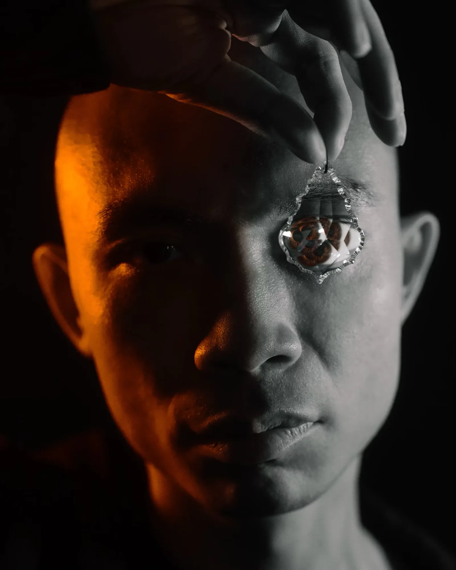 Anson the Magician — project image 07 by Roman Olinchuk. 香港攝影、創意影像及視覺敘事作品。