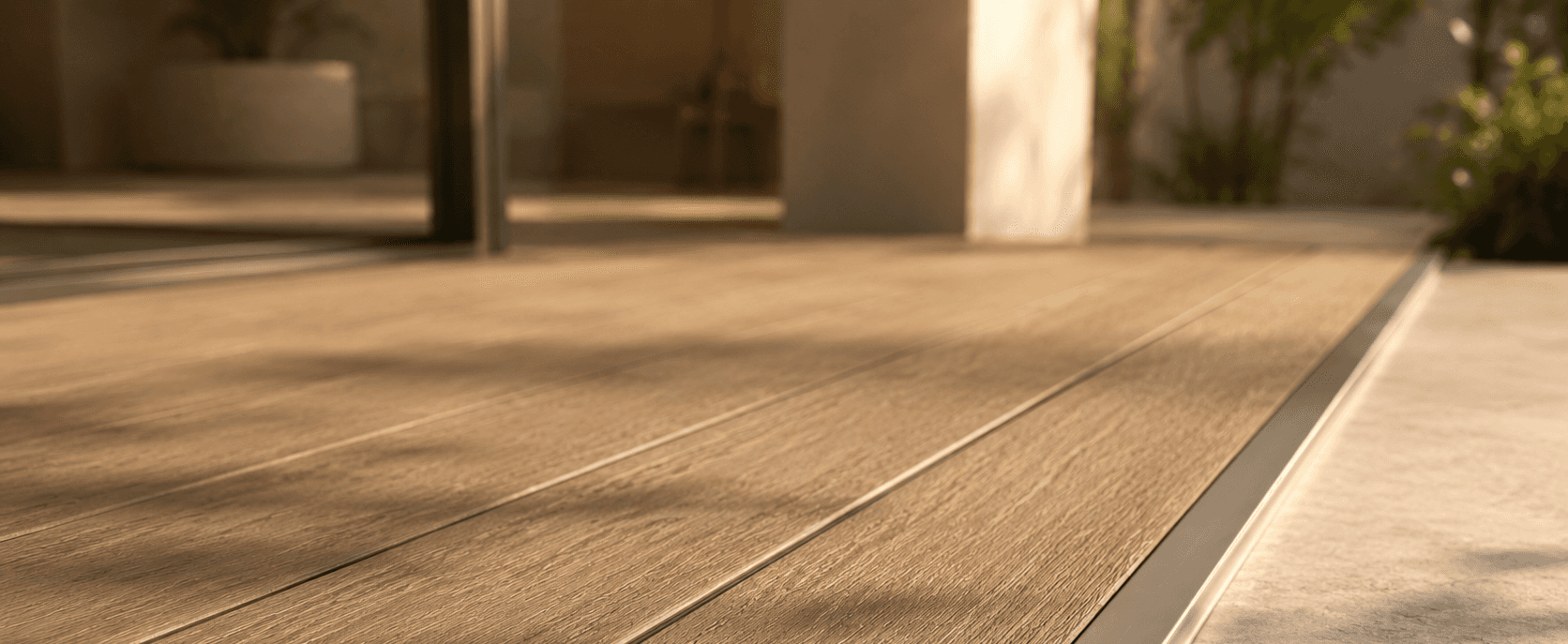 Close-up of refined timber-look aluminium boards