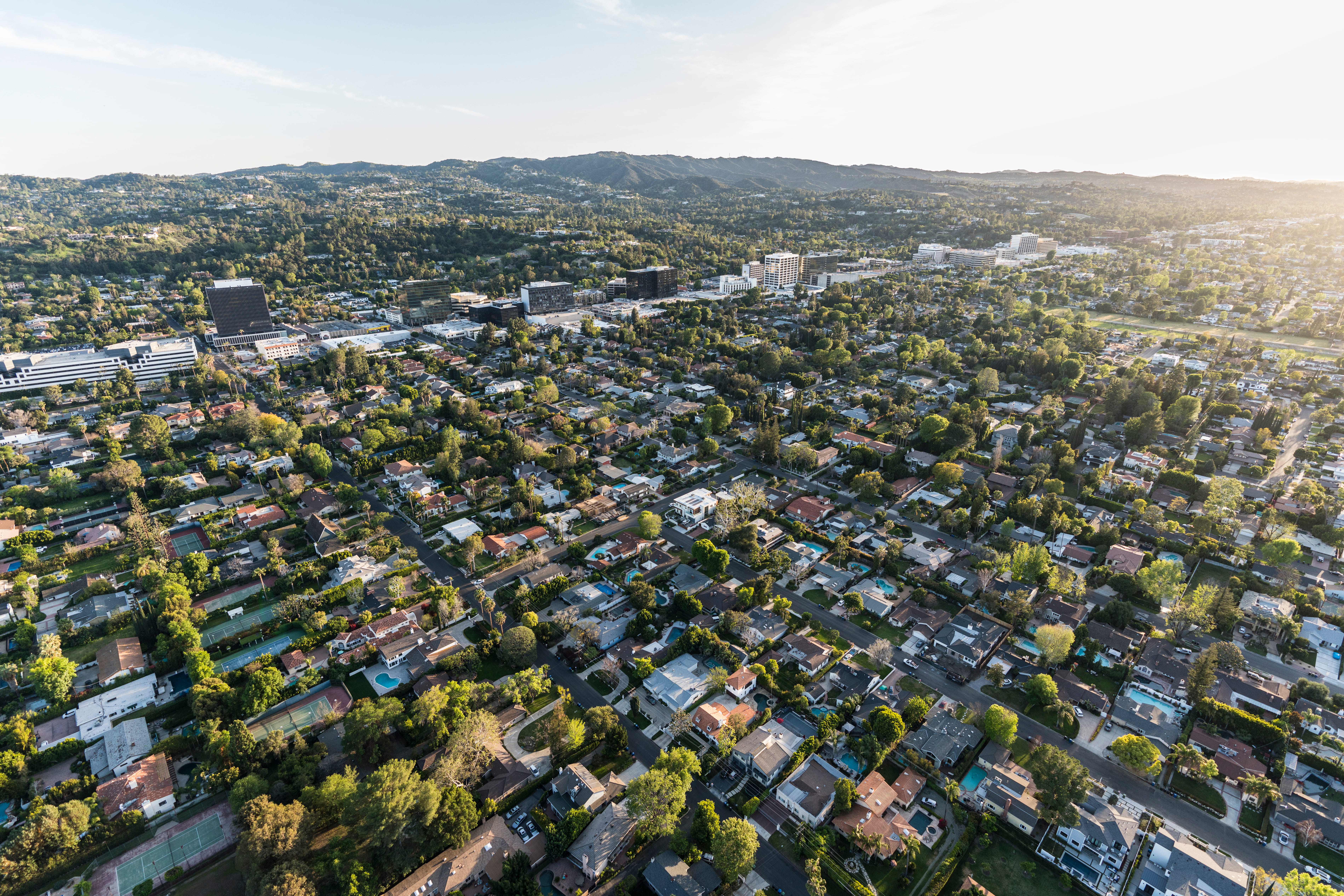 Aerial view of Los Angeles neighborhoods amid the Los Angeles multifamily pricing reset
