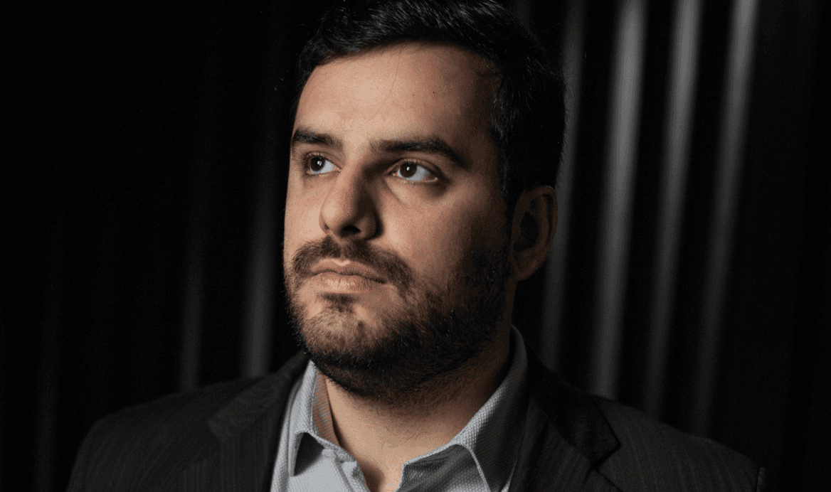 Guto Zacarias: Deputado reforça ser preto e de direita