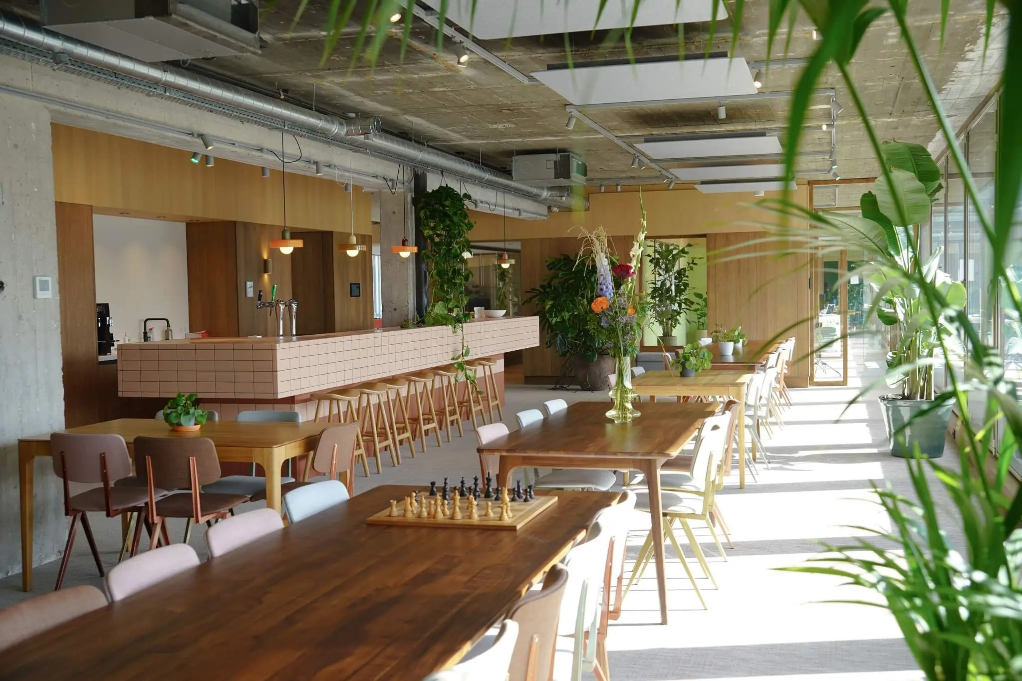 The office of VI Company