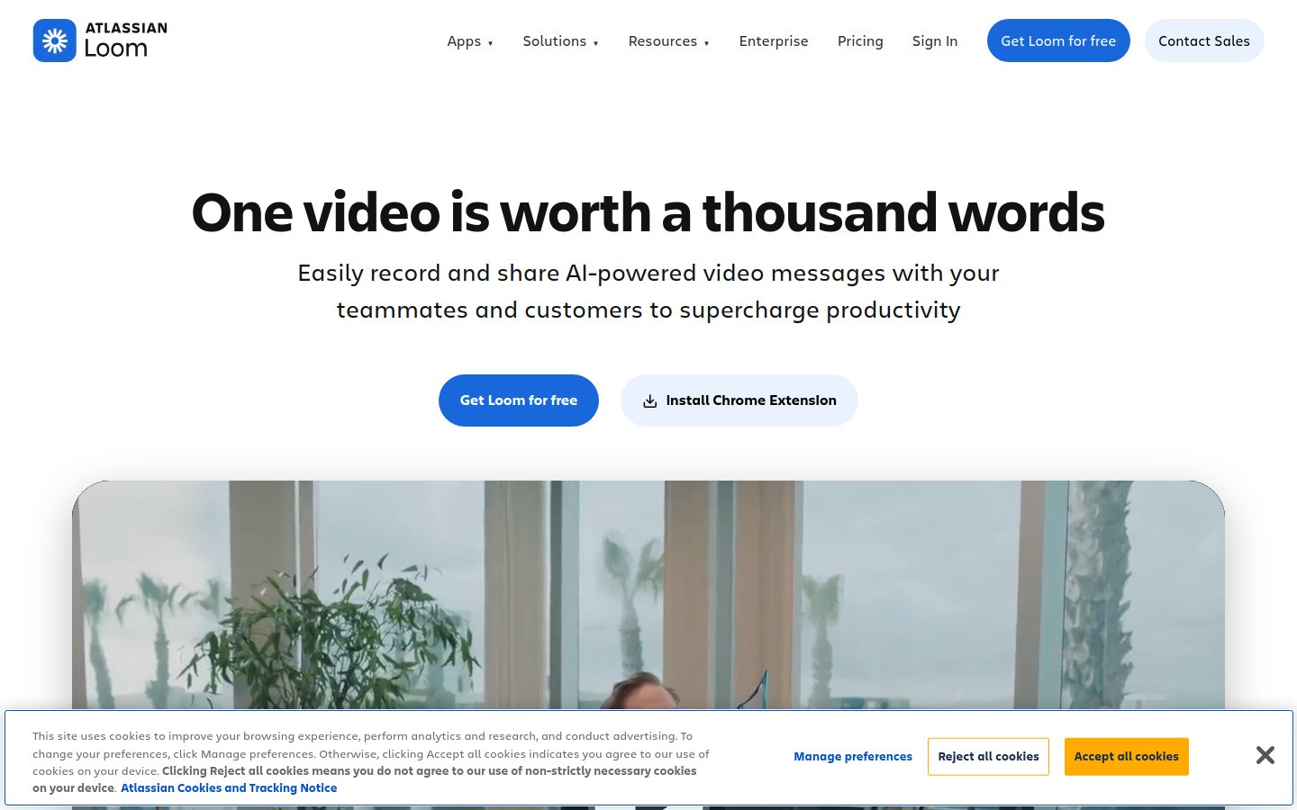 Loom homepage hero section showing video messaging platform