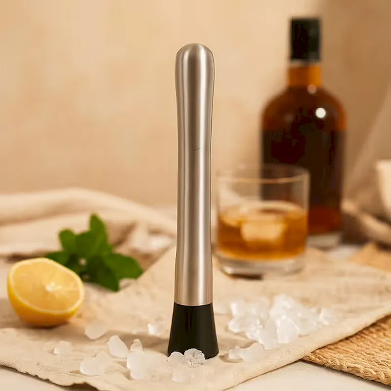 Cocktail muddler