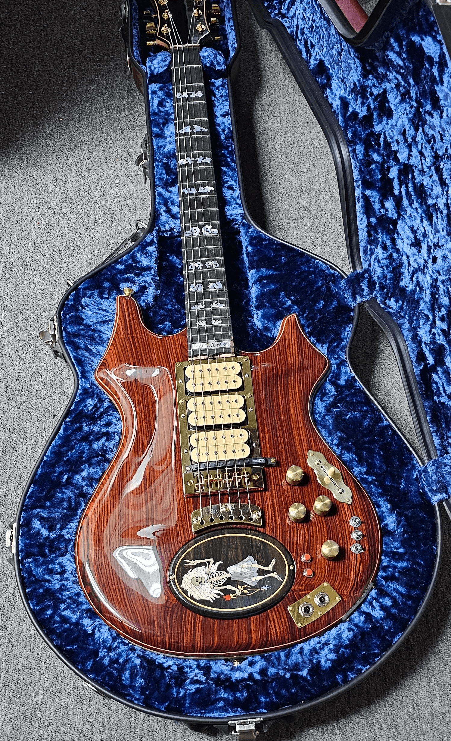 Jerry Garcia Rosebud Replica Guitar custom case