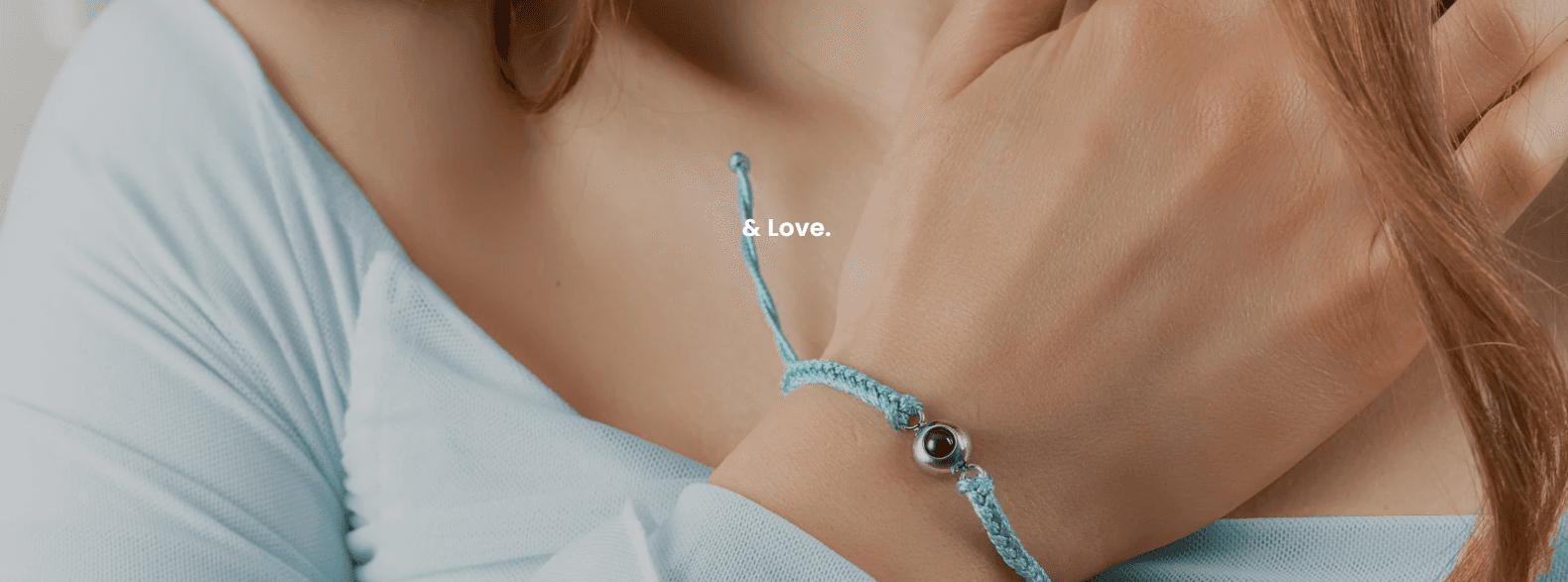 Established jewelry store selling custom gifting products