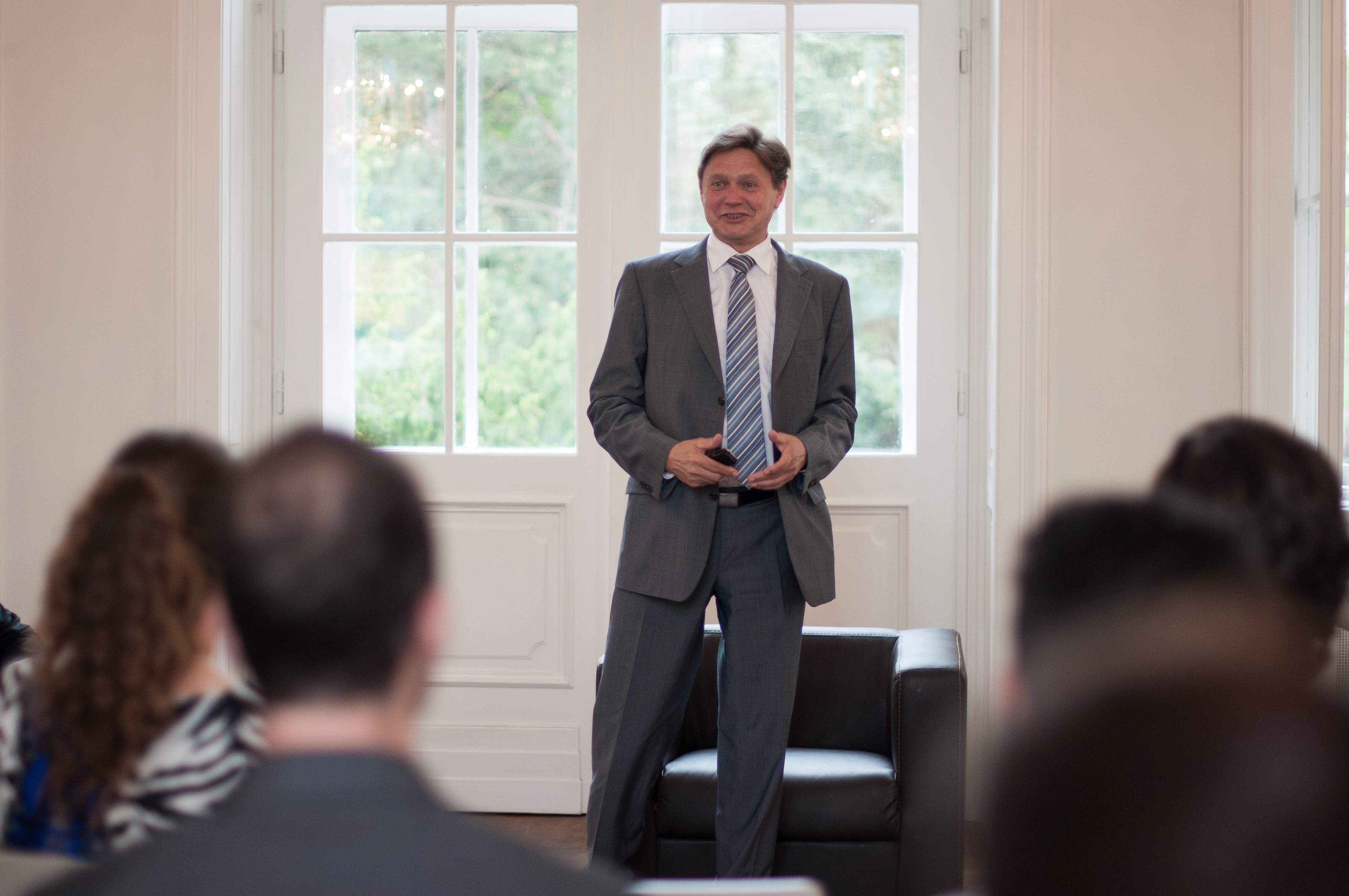 Mr. Wolfgang Anzengruber, CEO and Chairman of the Managing Board of the VERBUND Electricity Company talks to LBS students