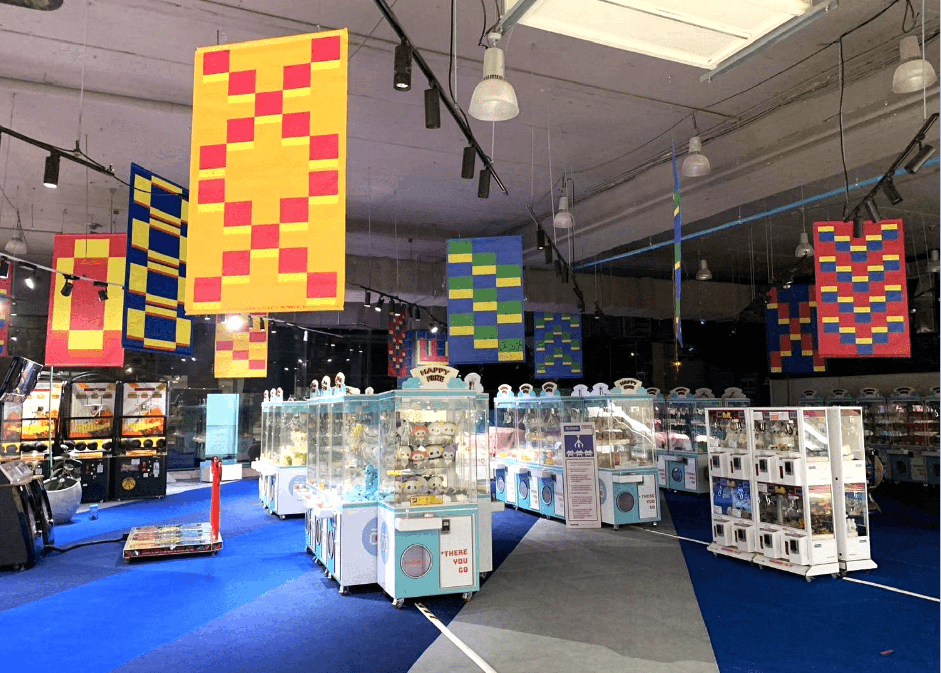 งานพิมพ์และประกอบ Display ส่งเสริมการขาย