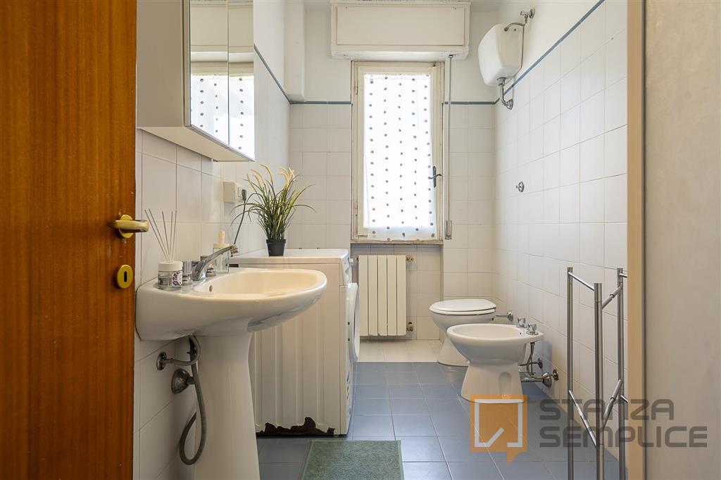Stanza di 15.55 mq in Via GIOVAN BATTISTA PELLIZZI, Pisa