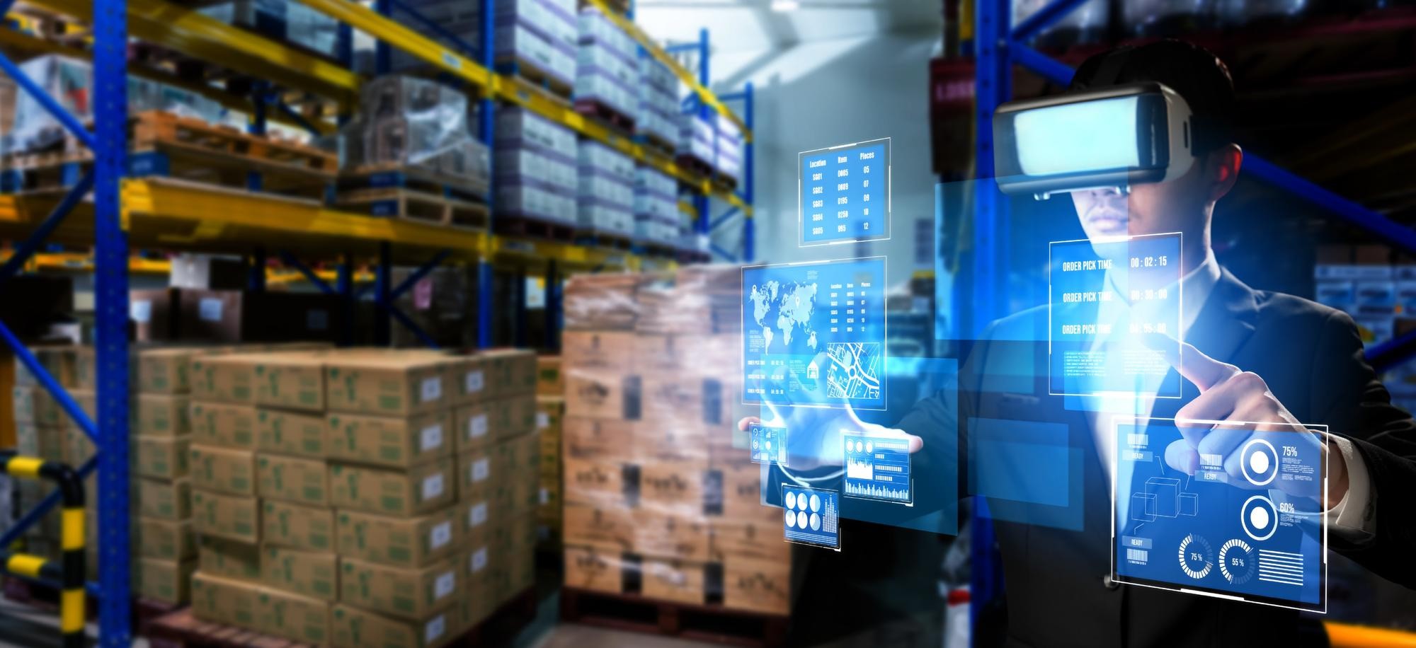 Operação logística com rastreamento RFID