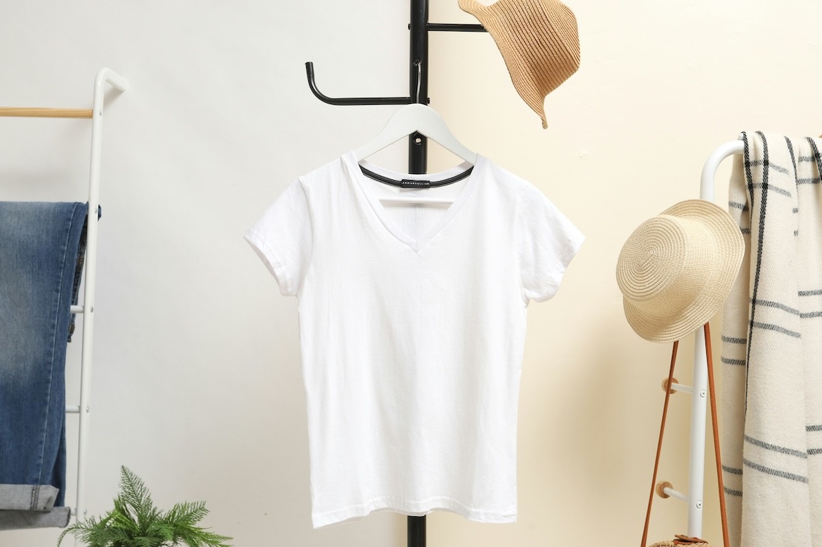 White tshirt with accessories
