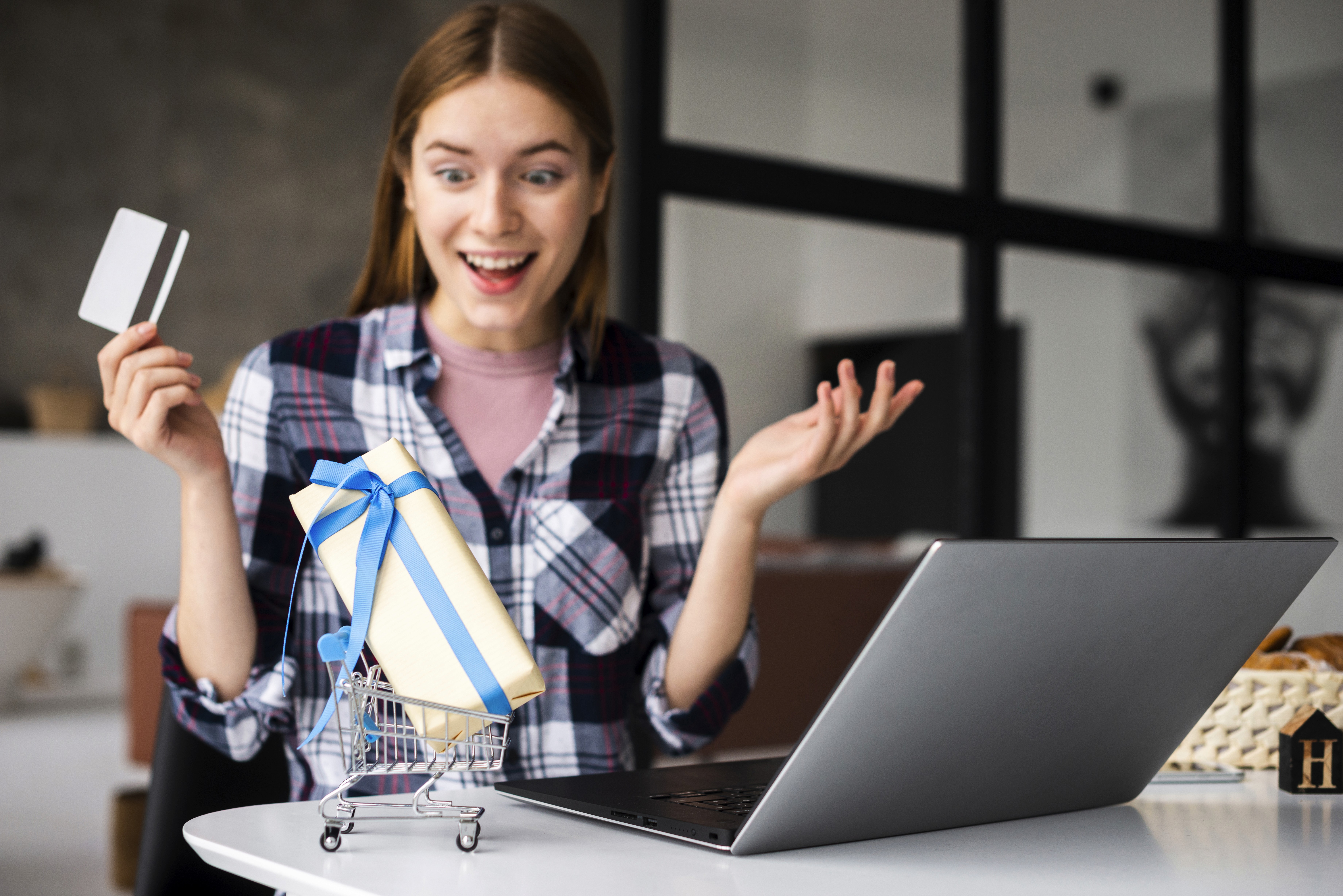 ai support benefits ecommerce