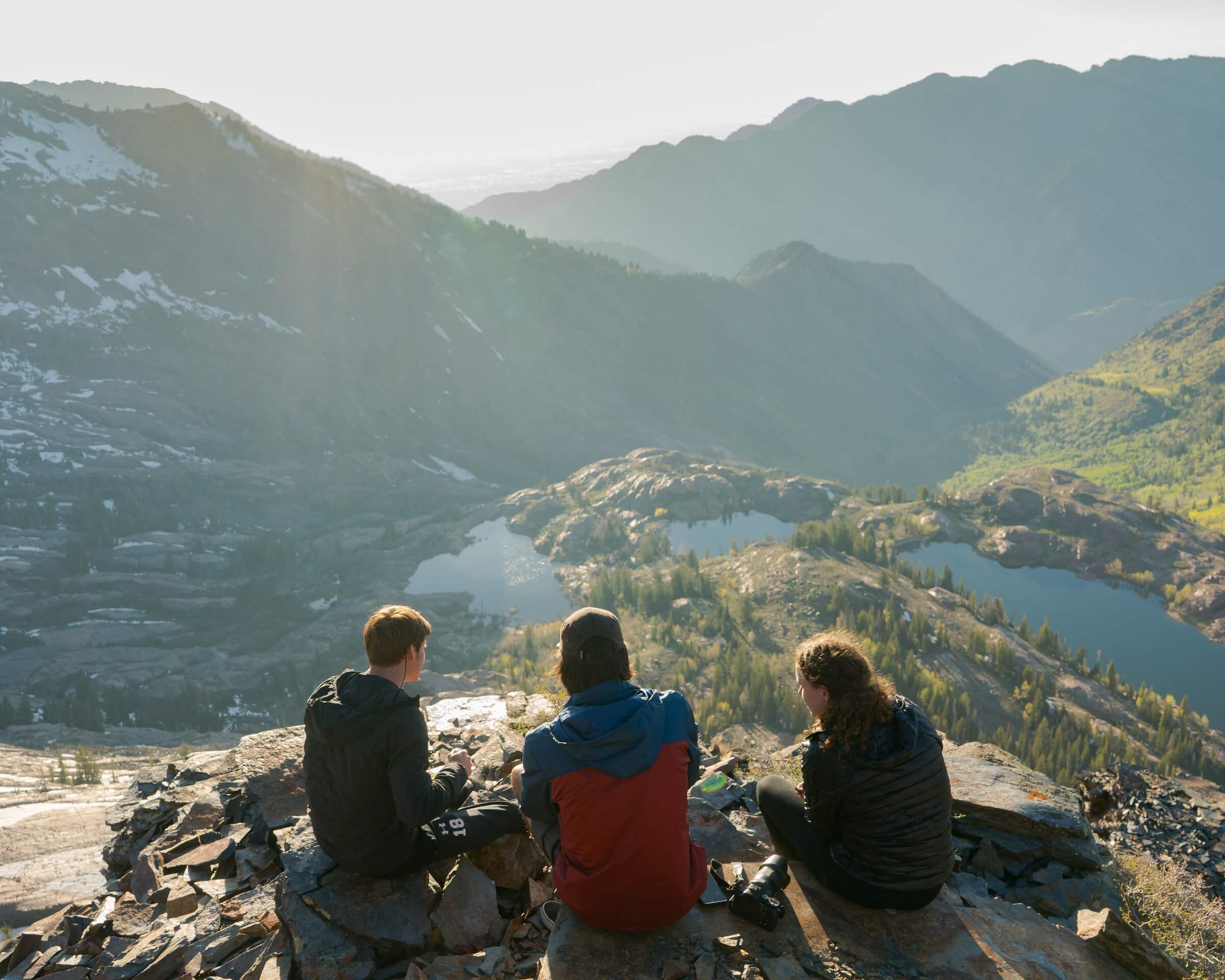 3 friend on the top of a mountain