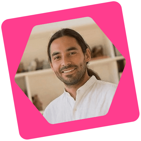 Portrait of a designer from the TalentL talent community