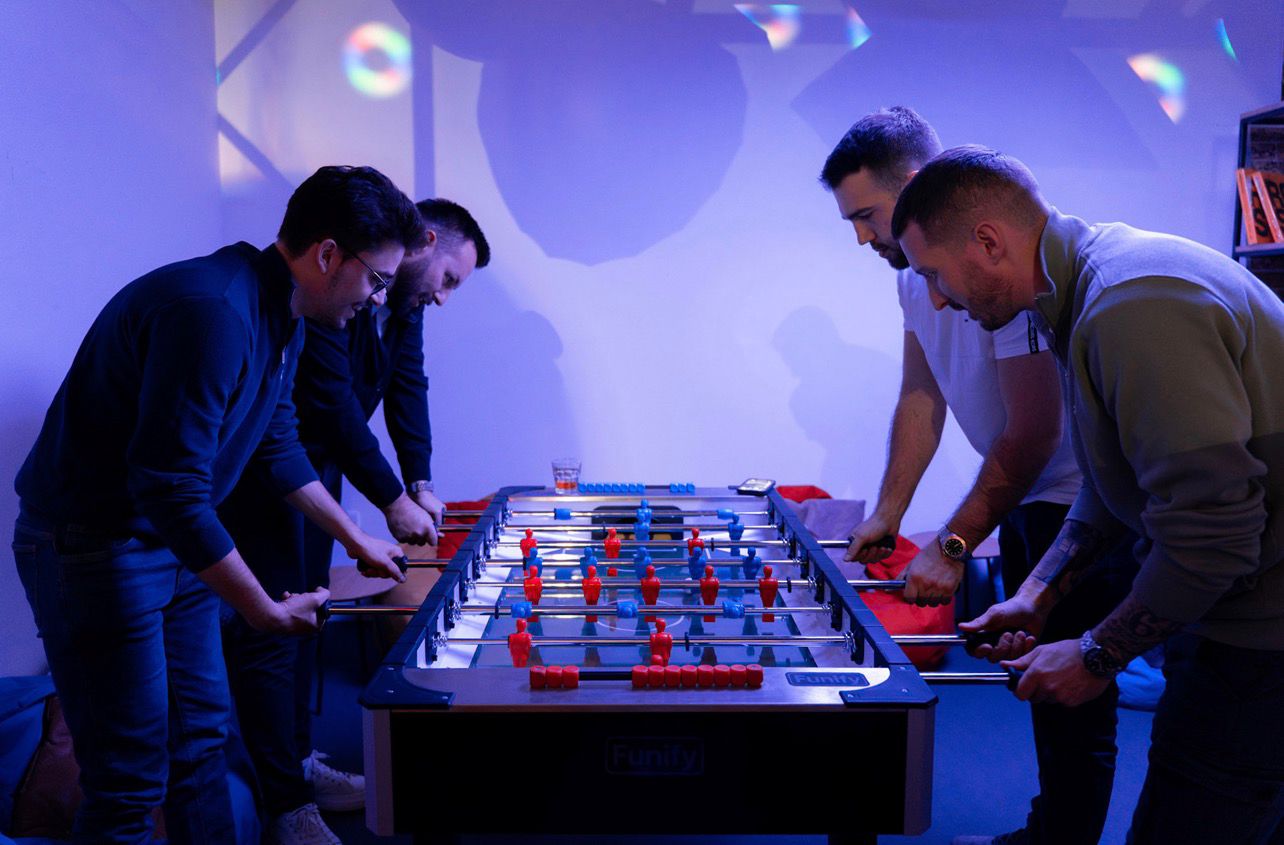 stoni fudbal iznajmljivanje