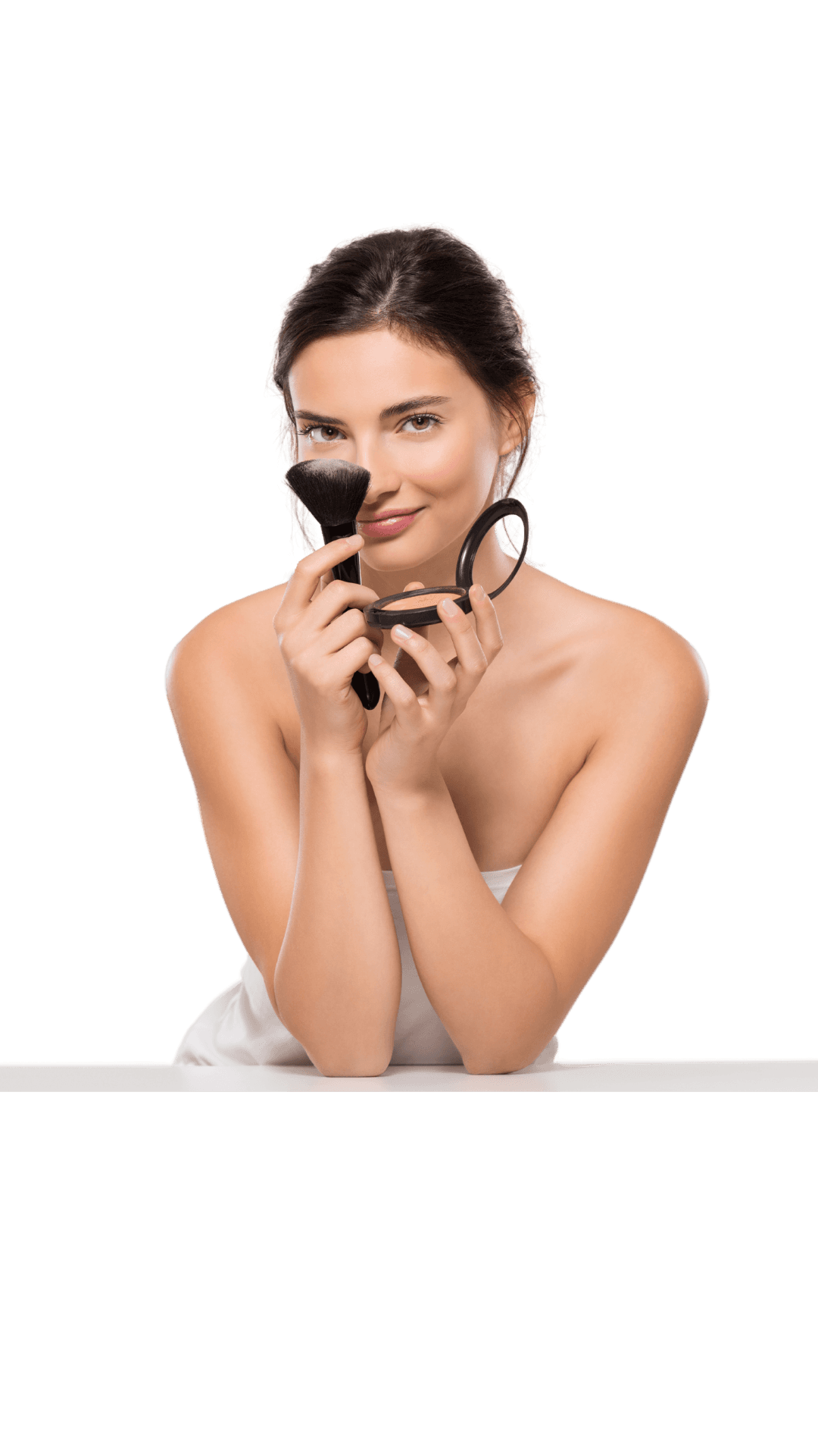 A smilintg girl holding books