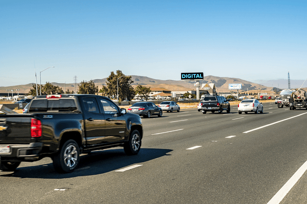 SAC001195 — digital billboard in Fairfield