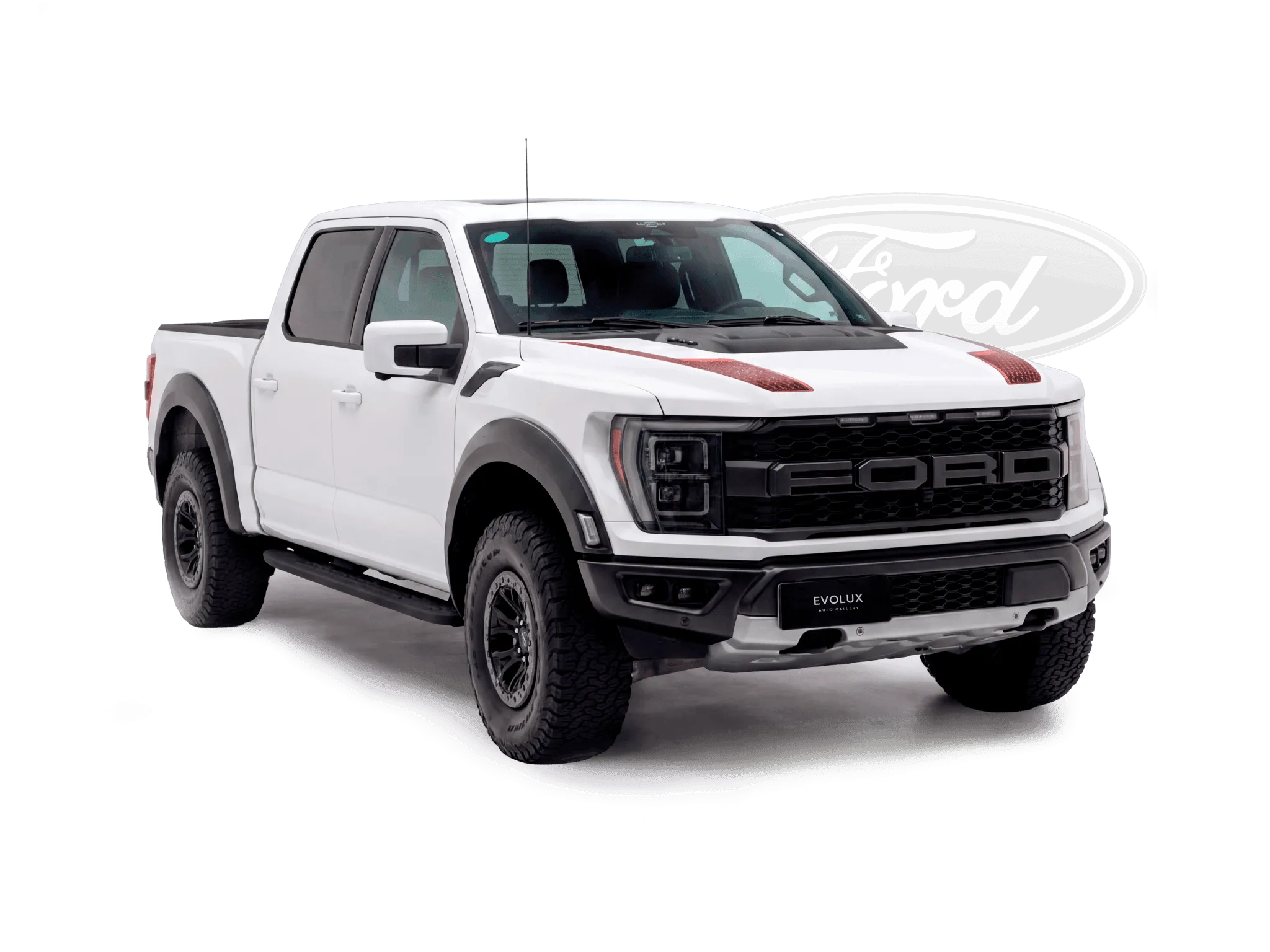 Ford F-150 Raptor blanca recortada sobre fondo gráfico con logo Ford detrás