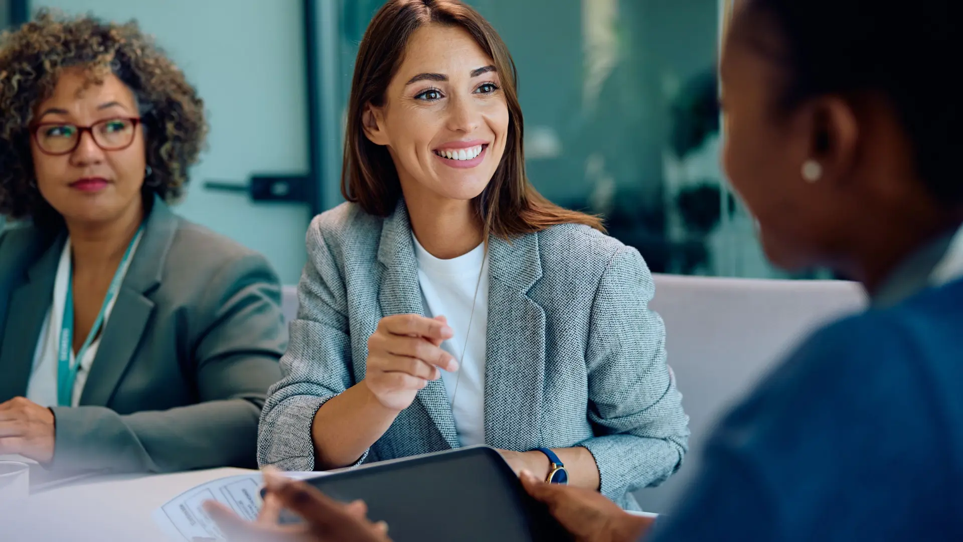 Para a QualiS, confiança é a base que assegura qualidade e fortalece cada parceria (Foto: Shutterstock)