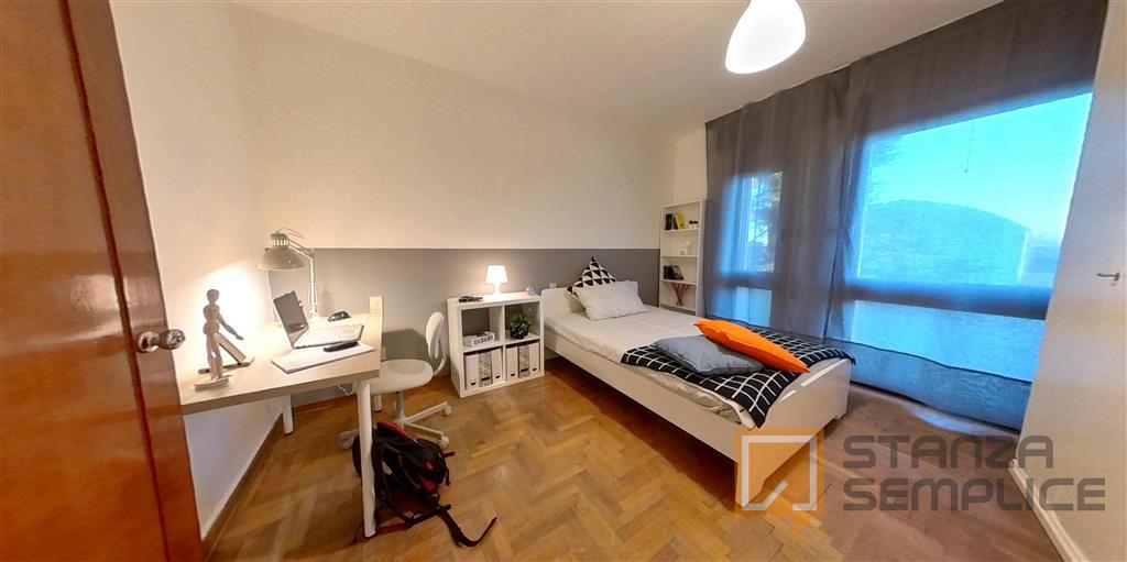 15 sqm room in Via Vecchia, Padova