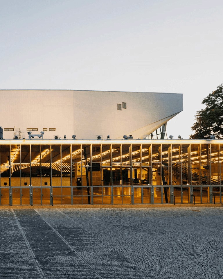 Main entrance of the Wiener Stadthalle