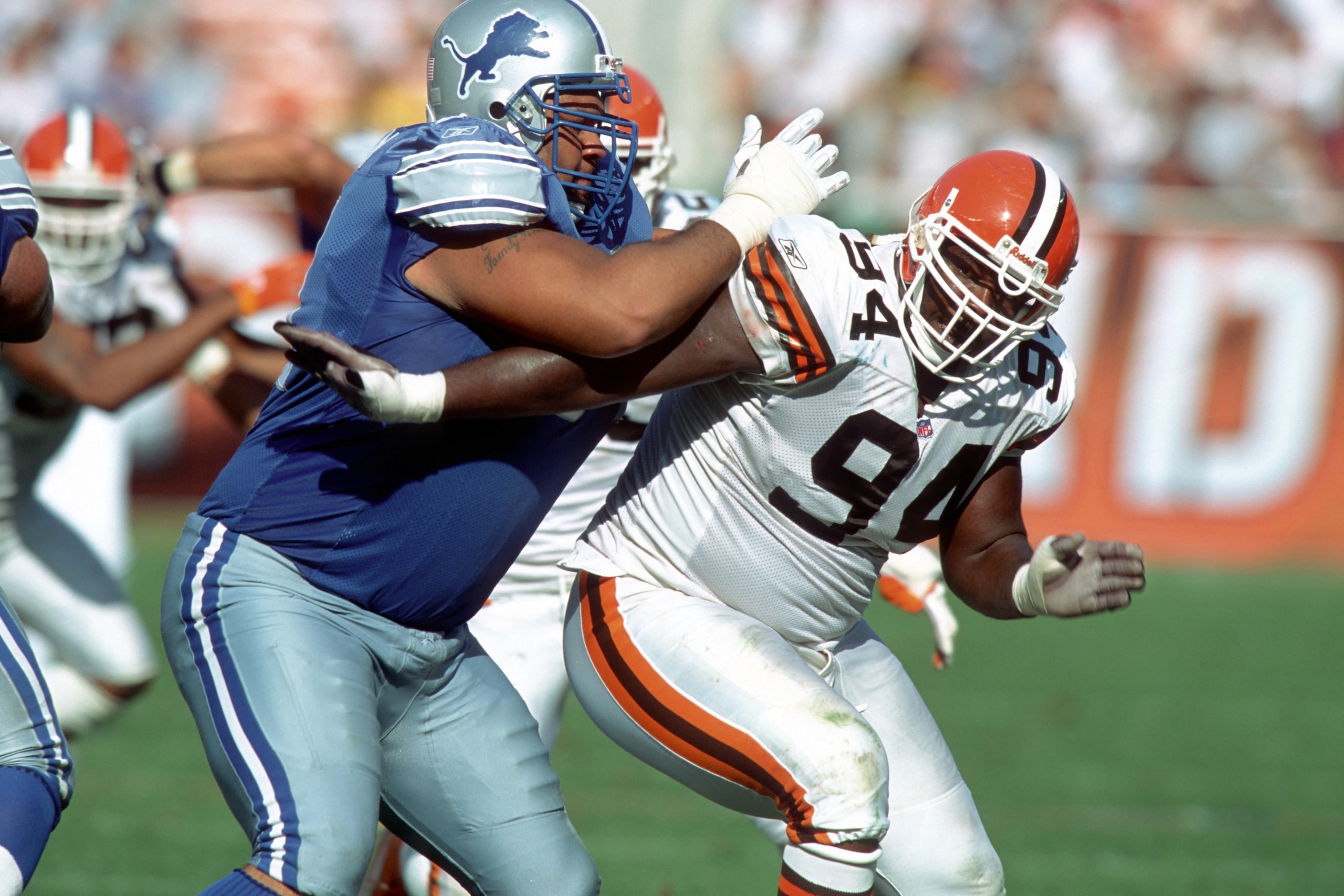 "You think, 'I'll stop. I'll stop when I stop playing. I'll stop needing the pain medicine,'" Gibson (left) says to B/R Mag. "You feel like when you're done, you're just doing it for football. 'I'm just doing this so I can play. It's not going to affect my life in any way.' And that's wrong."